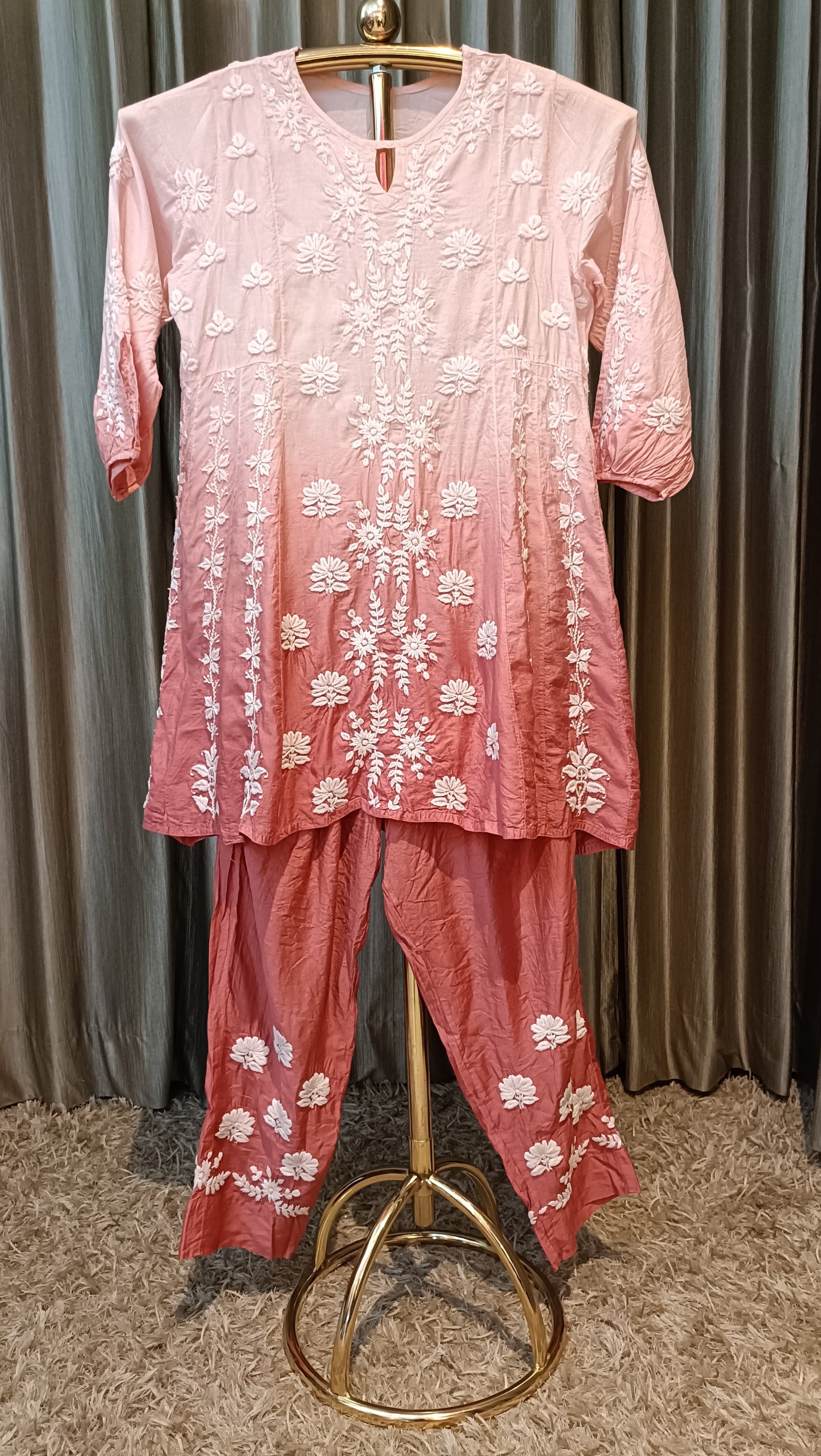 LAKHNAVI KURTI SET