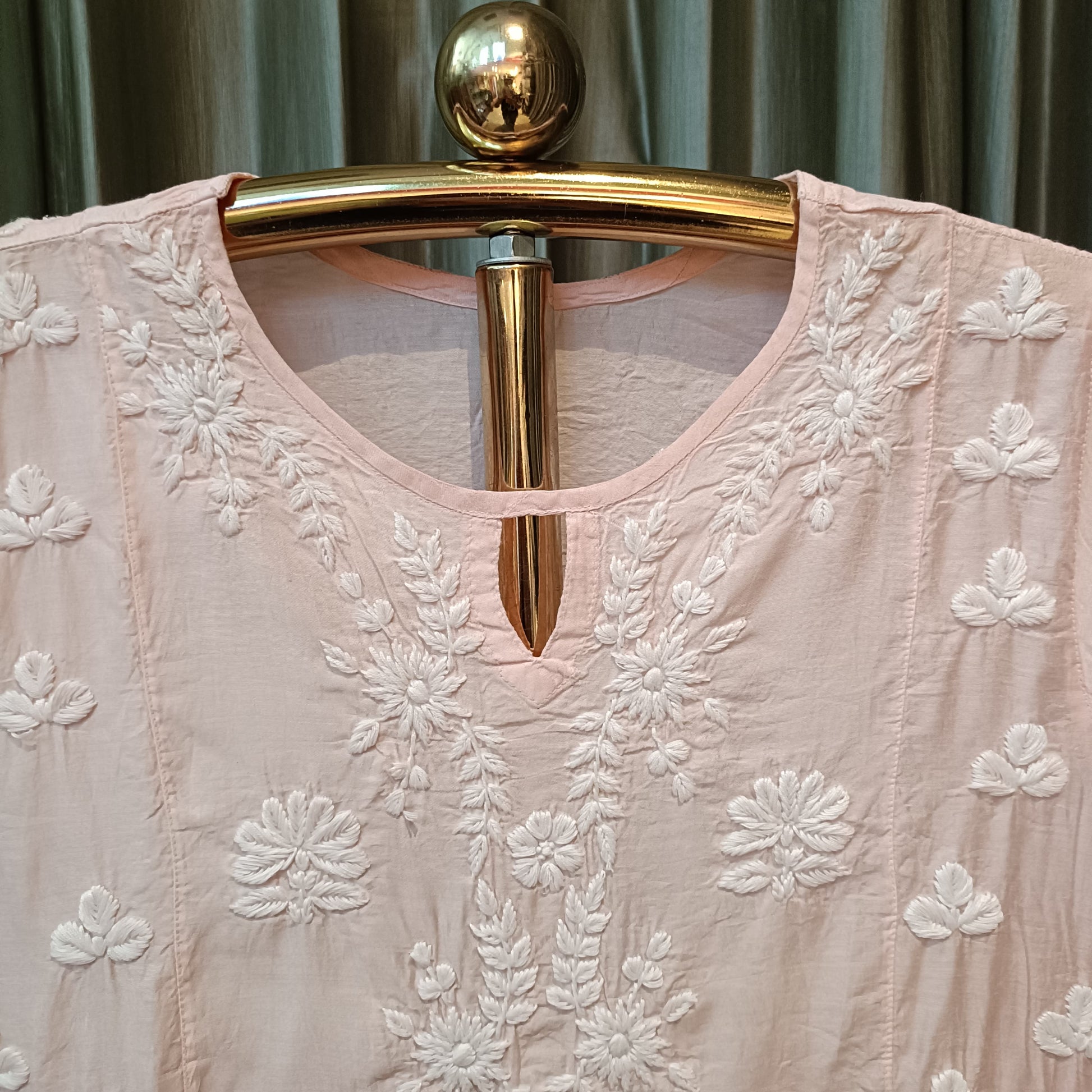 LAKHNAVI KURTI SET