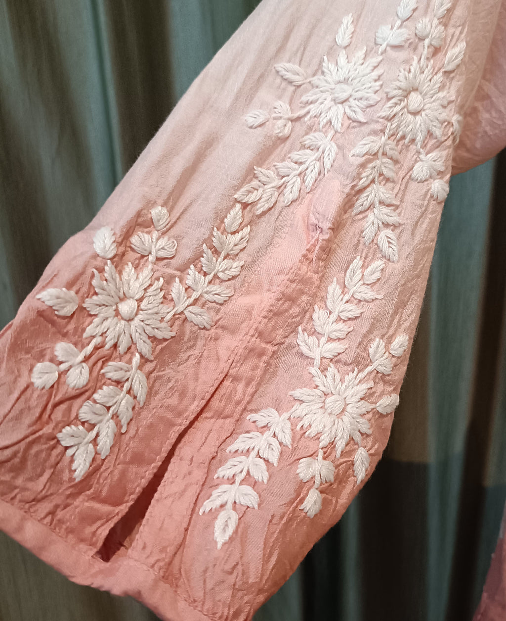 LAKHNAVI KURTI SET