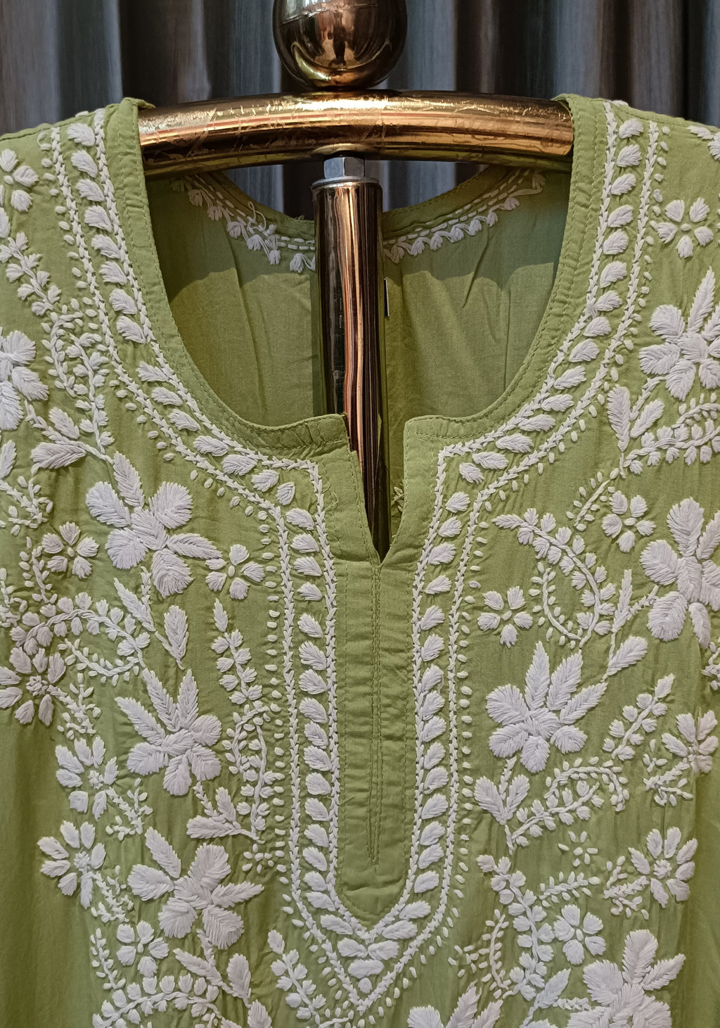 LAKHNAVI KURTI SET