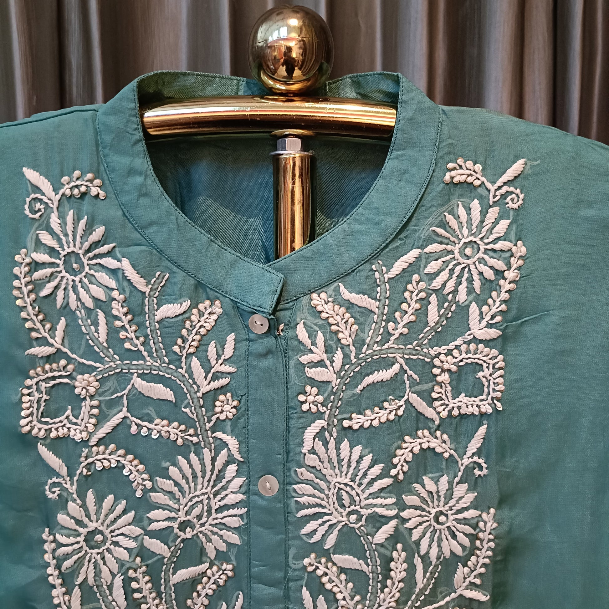 LAKHNAVI KURTI SET