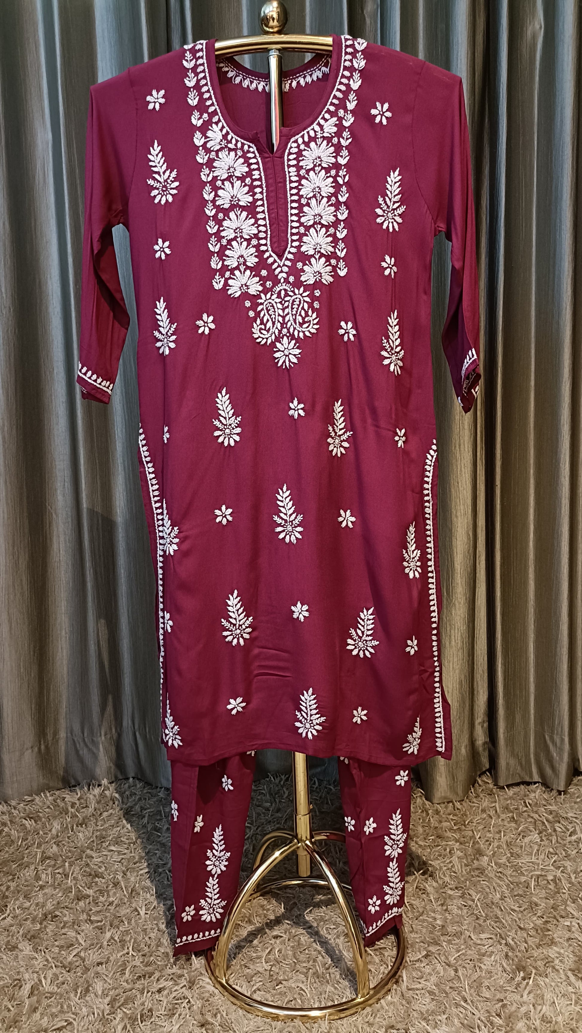 LAKHNAVI KURTI SET