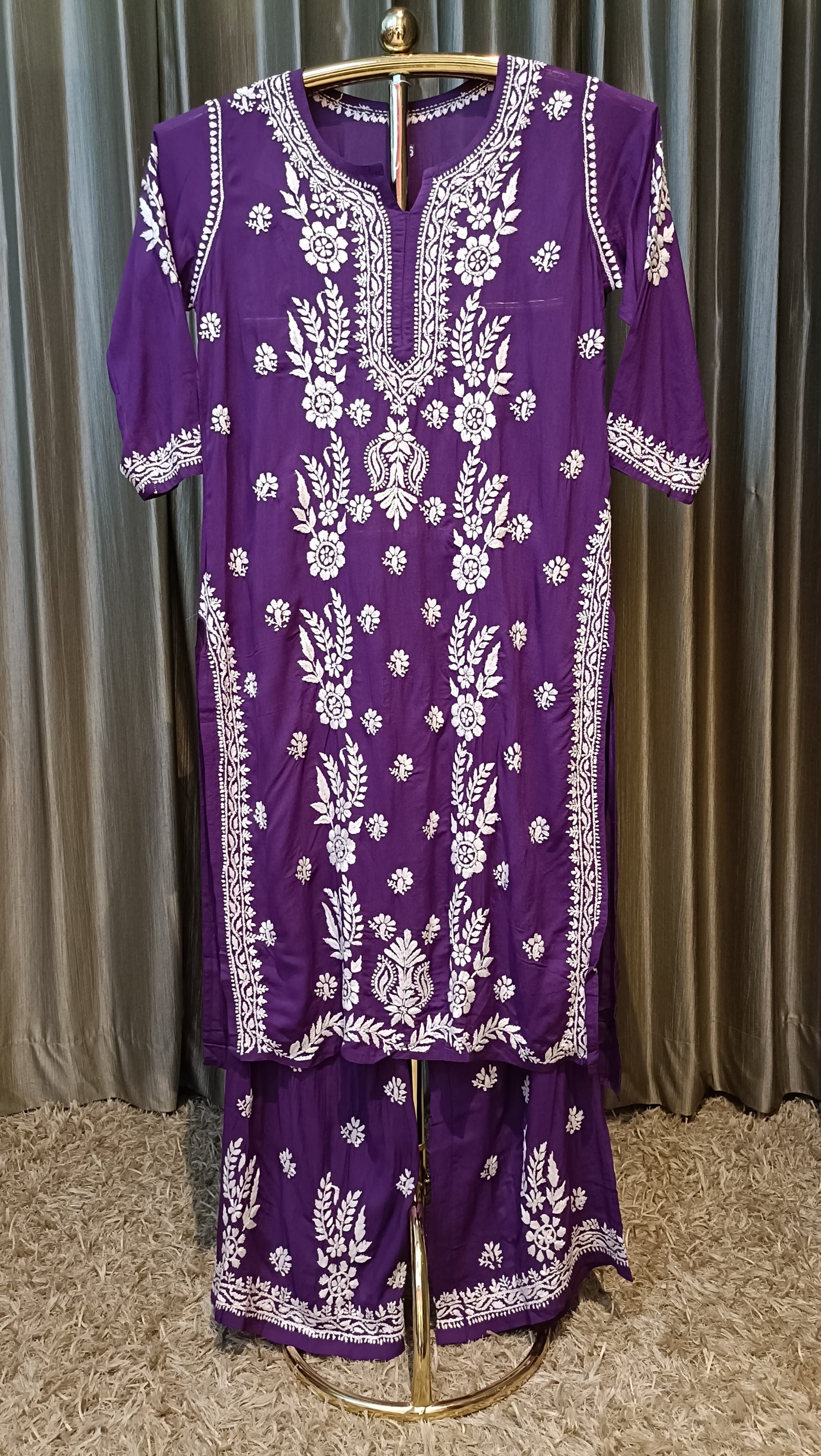LAKHNAVI KURTI SET