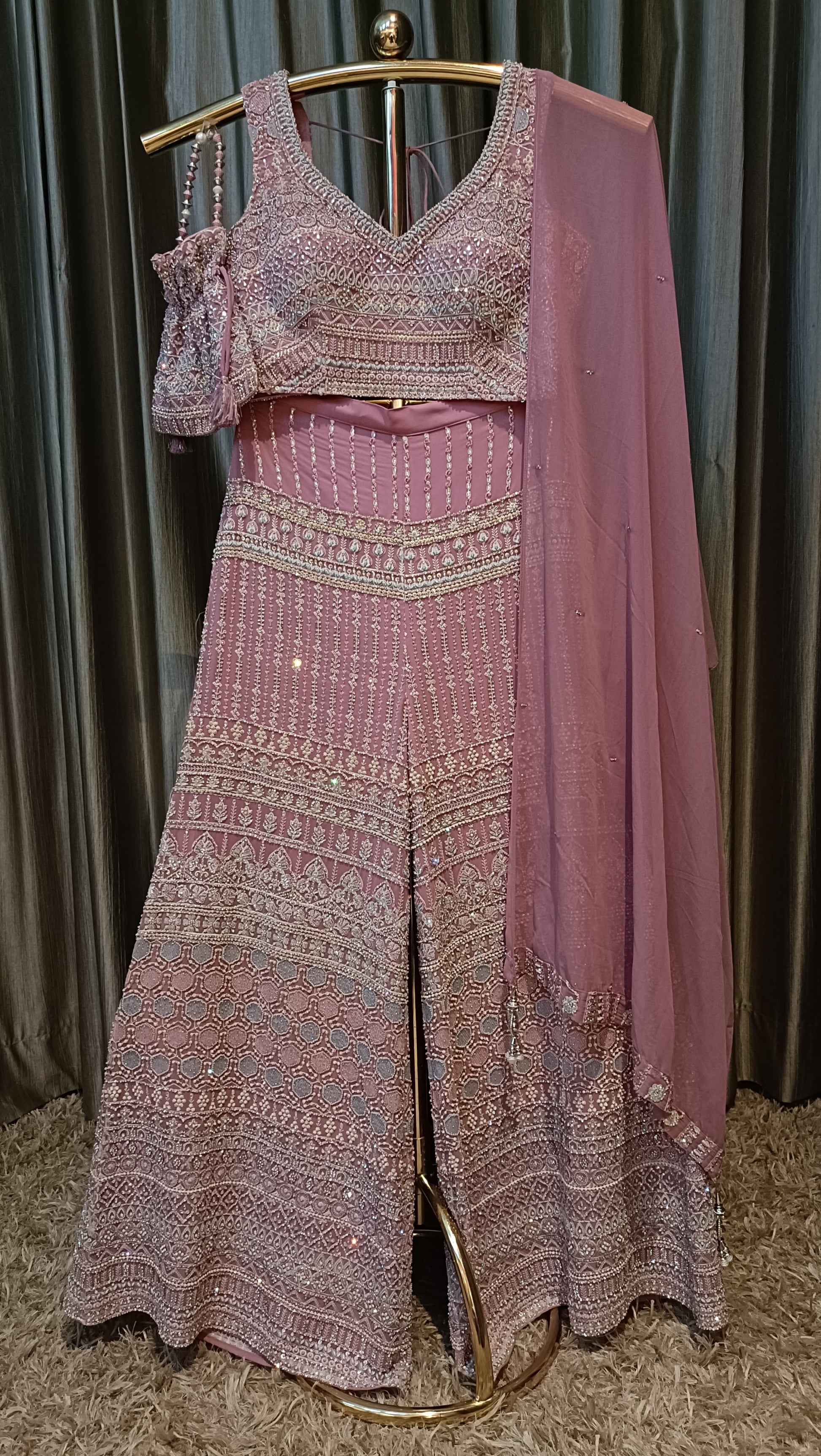 INDO-WESTERN,CROP TOP,SANGEET LOOK
