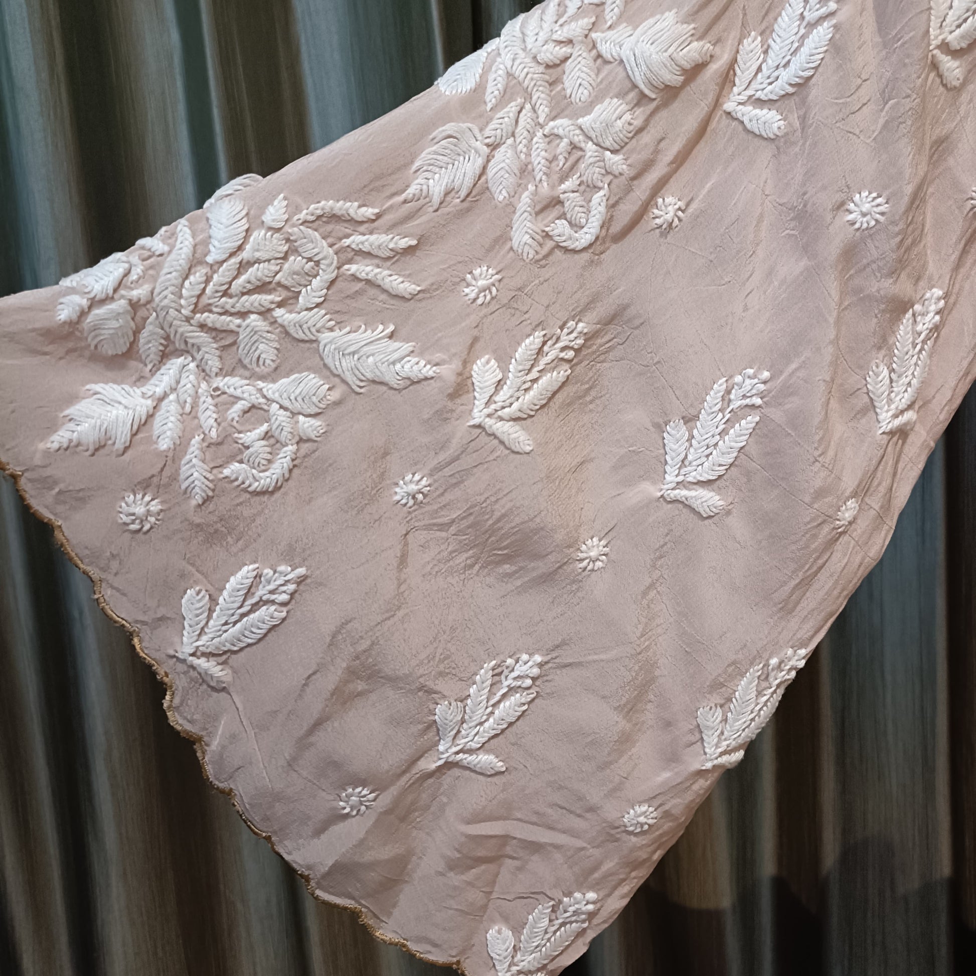 LAKHNAVI KURTI SET