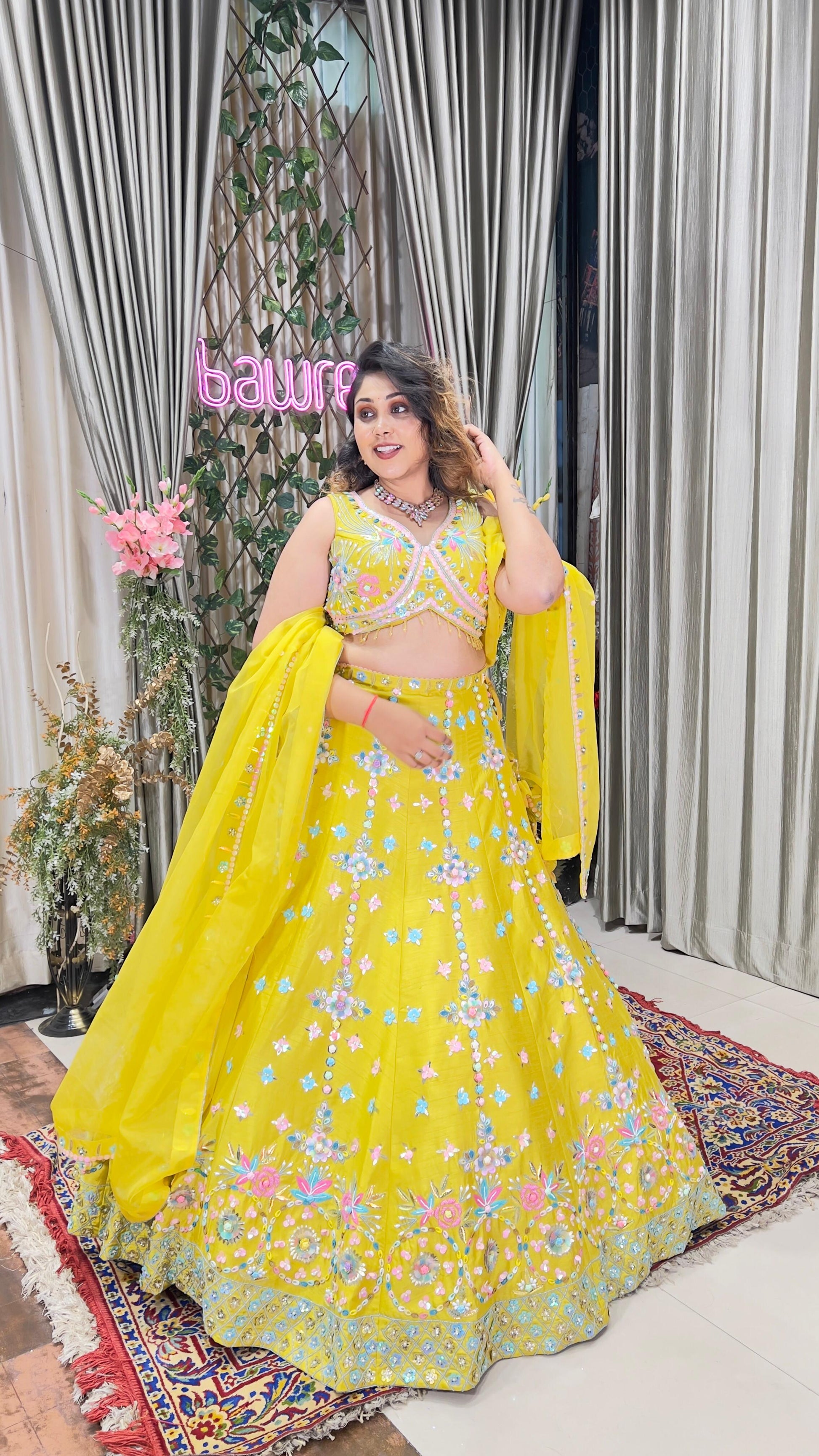 HALDI,SANGEET,MEHNDI,DESIGNER LEHENGA CHOLI