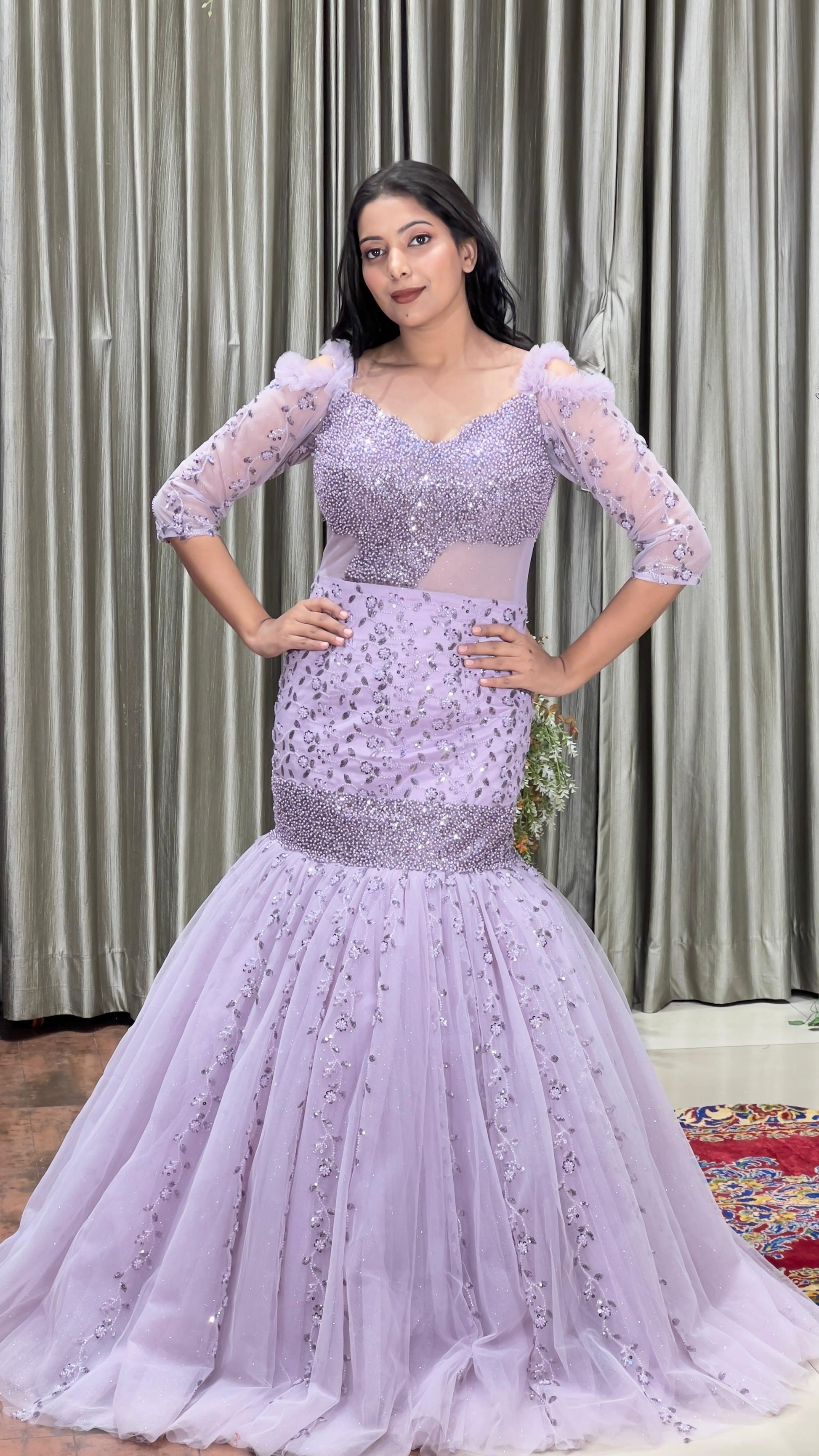 ENGAGEMENT,RECEPTION,FUNCTIONAL PARTY WEAR GOWN