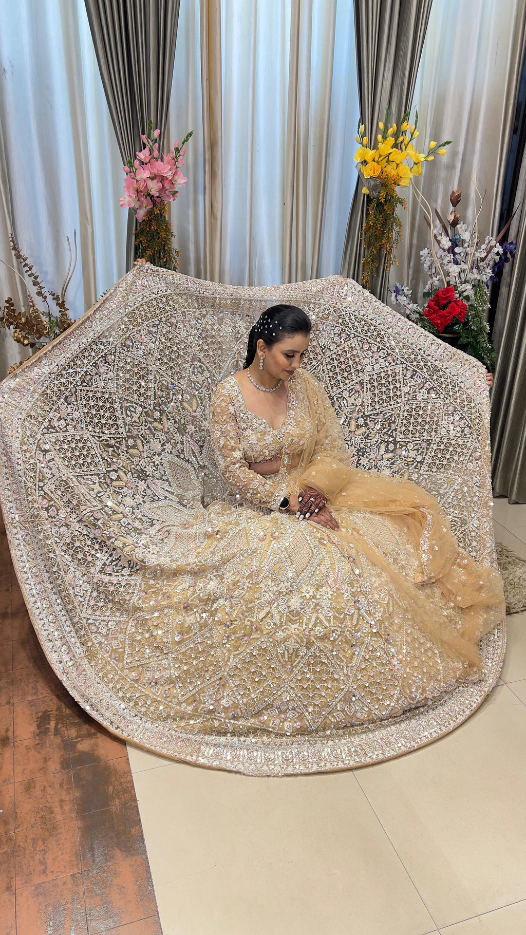 WEDDING,RECEPTION & BRIDAL WEAR HAND WORK DESIGNER LEHENGA CHOLI