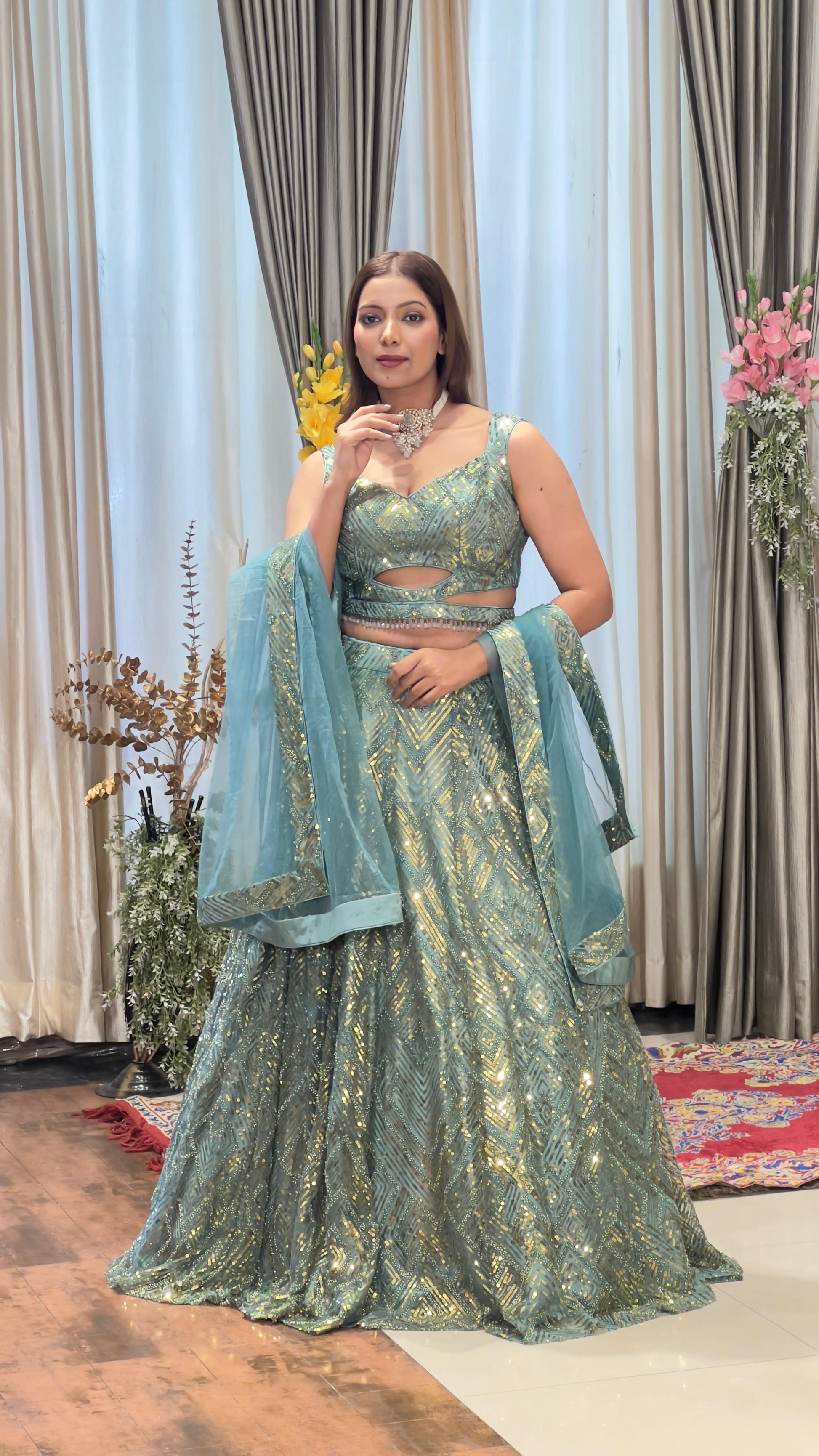 PARTY WEAR,RECEPTION,SANGEET,MEHNDI,DESIGNER LEHENGA CHOLI