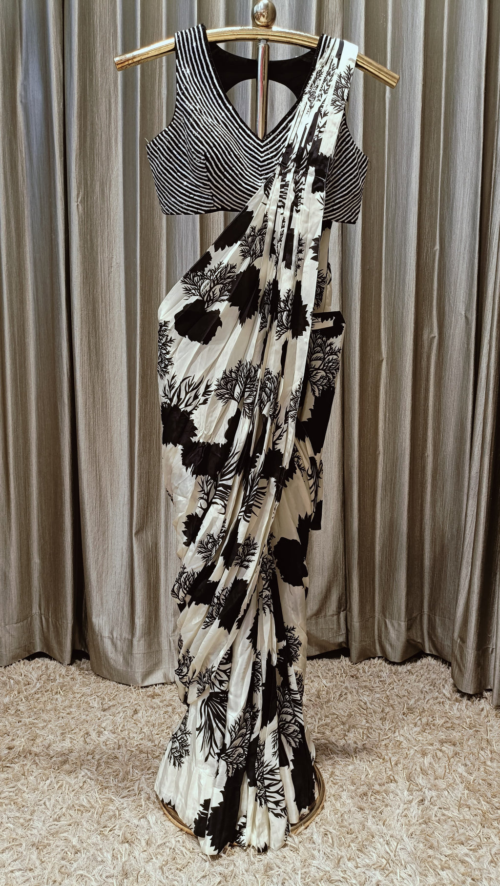 PARTY WEAR FLORAL PRINT READY TO WEAR SAREE