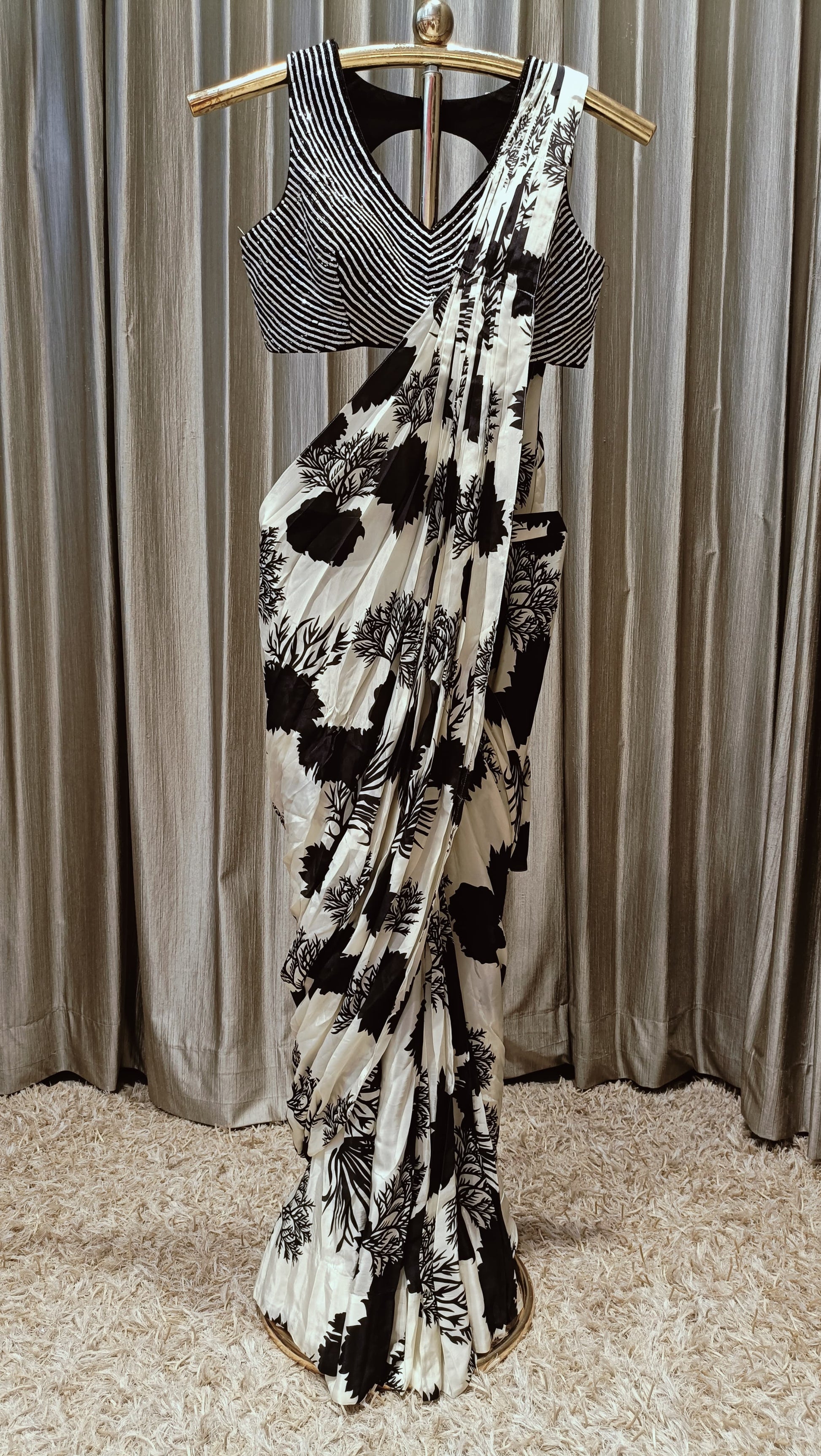 PARTY WEAR FLORAL PRINT READY TO WEAR SAREE