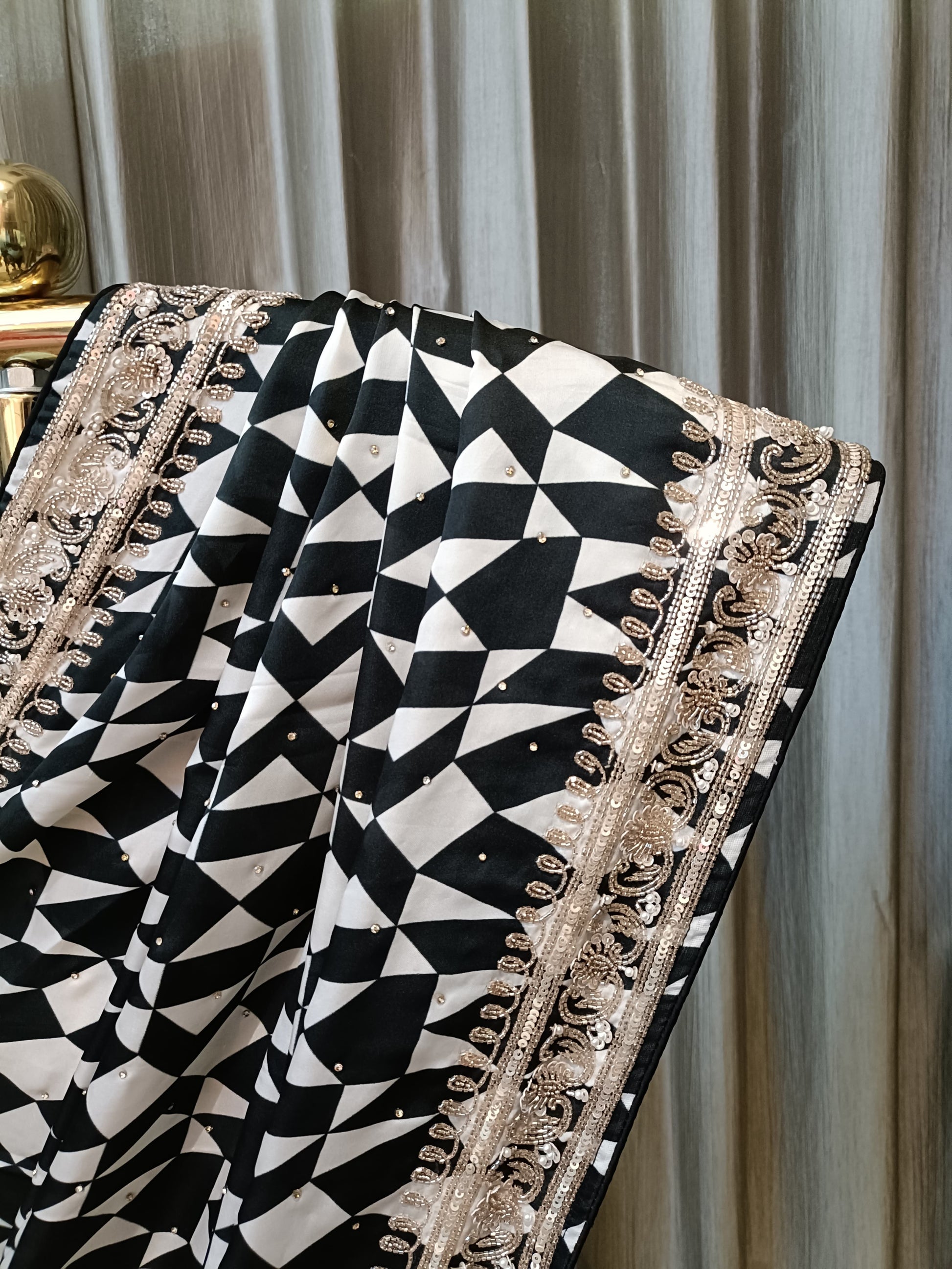 DESIGNER WEAR,PARTY WEAR PRINTED WITH SMALL HAND WORK BORDER SAREE