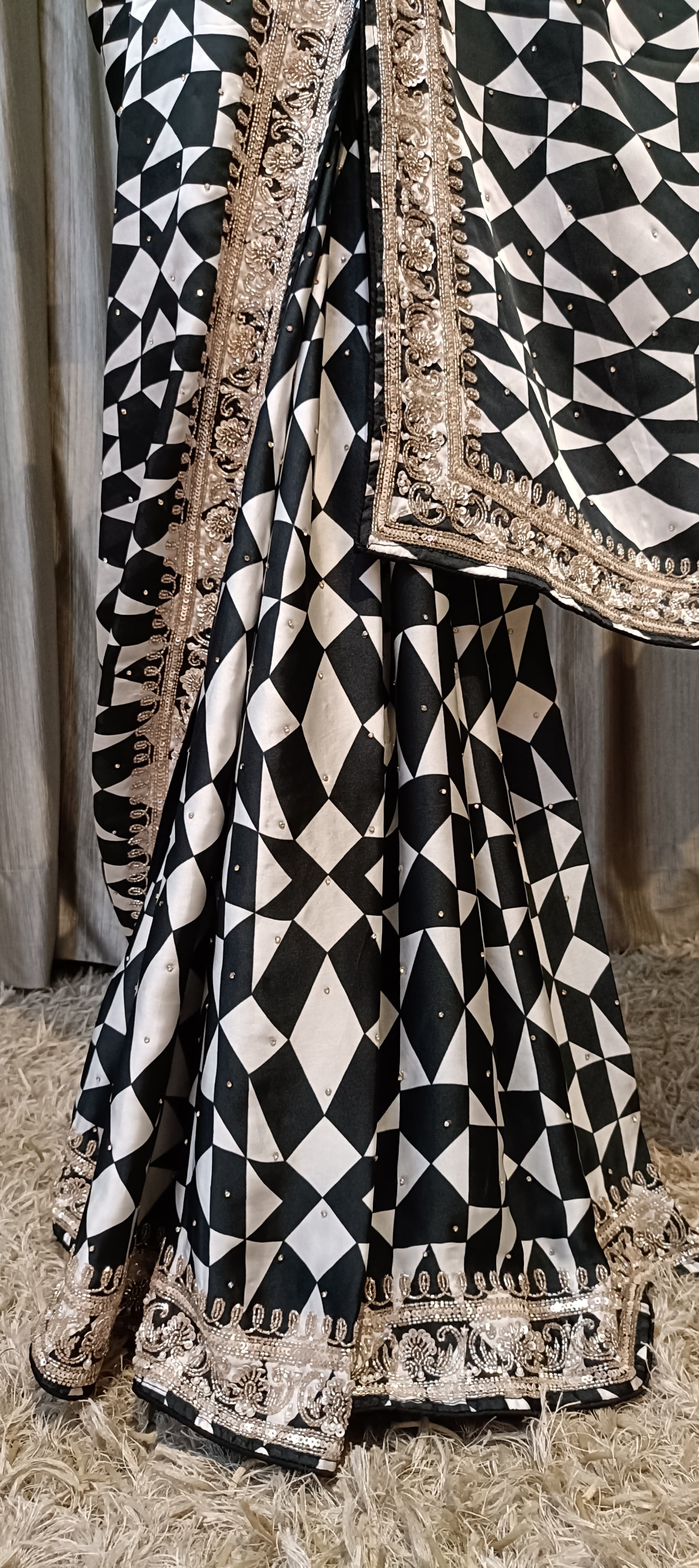 DESIGNER WEAR,PARTY WEAR PRINTED WITH SMALL HAND WORK BORDER SAREE