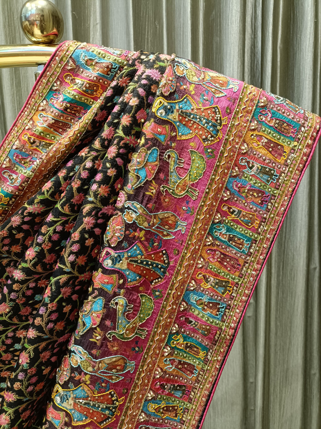 TRADITIONAL,SANGEET WEAR & FESTIVAL WEAR SAREE