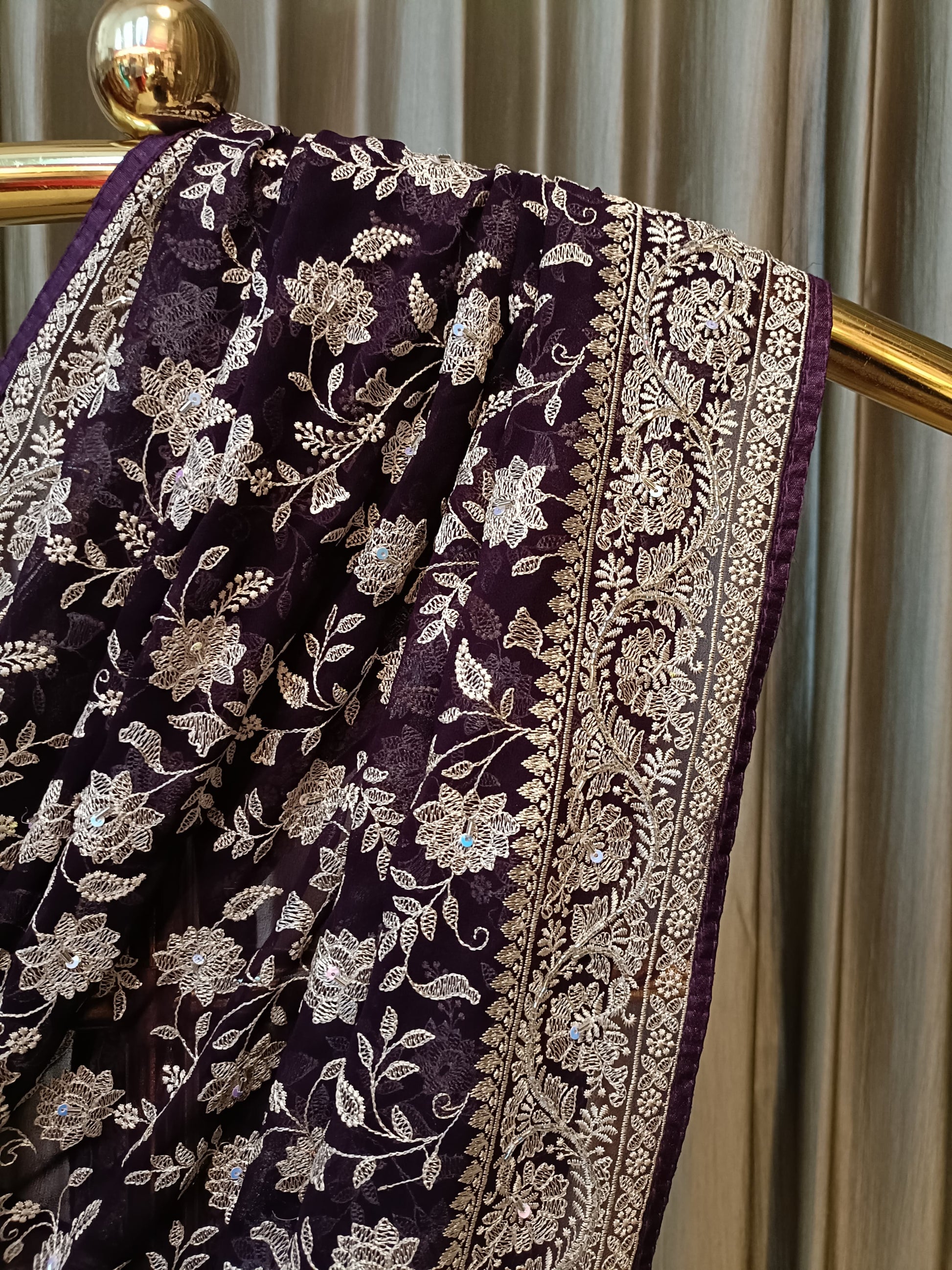 DESIGNER,PARTY WEAR THREAD WORK SAREE