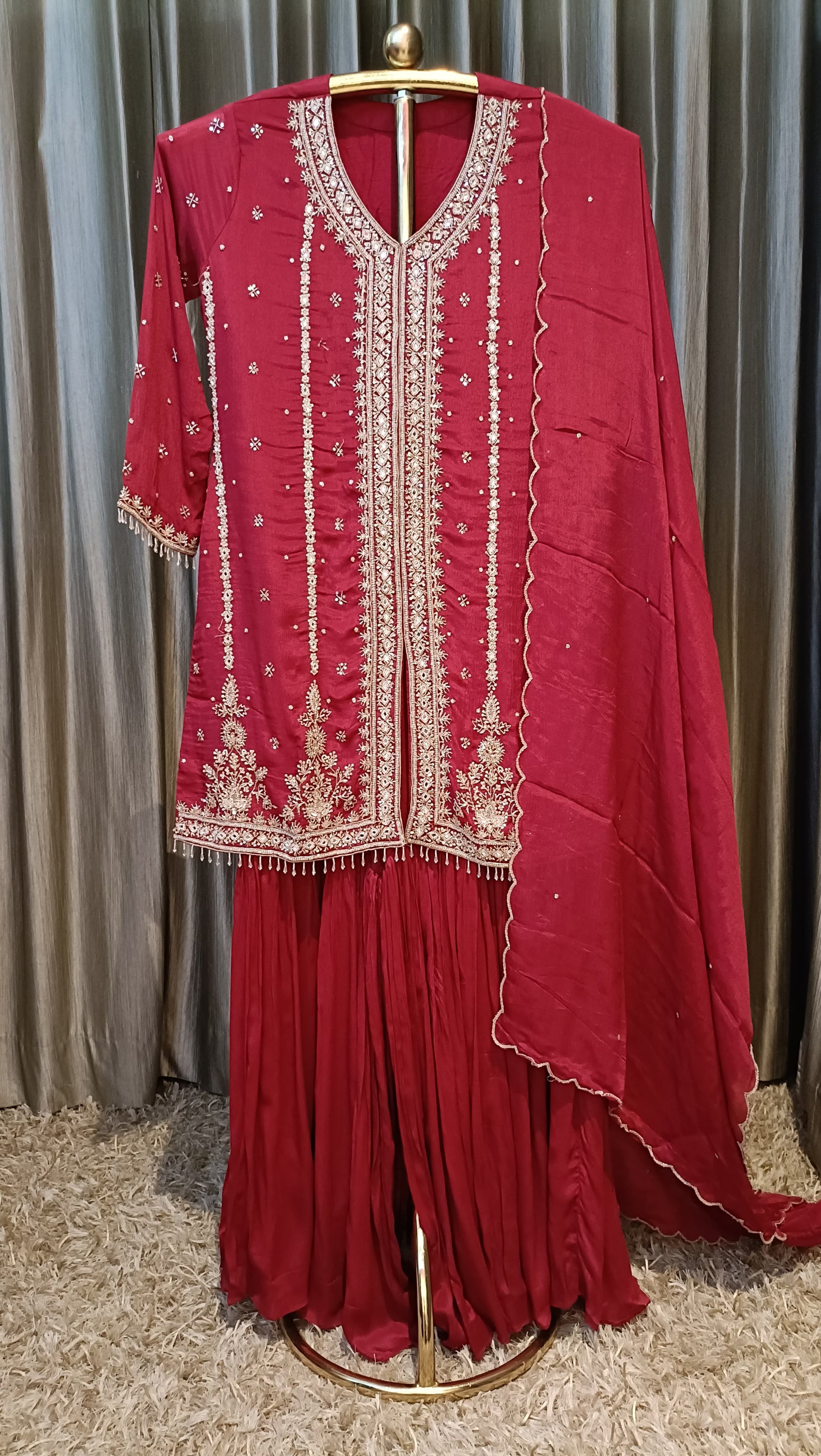 FESTIVAL.WEDDING,TRADITIONAL,SANGEET,PARTY WEAR GHARARA SUIT