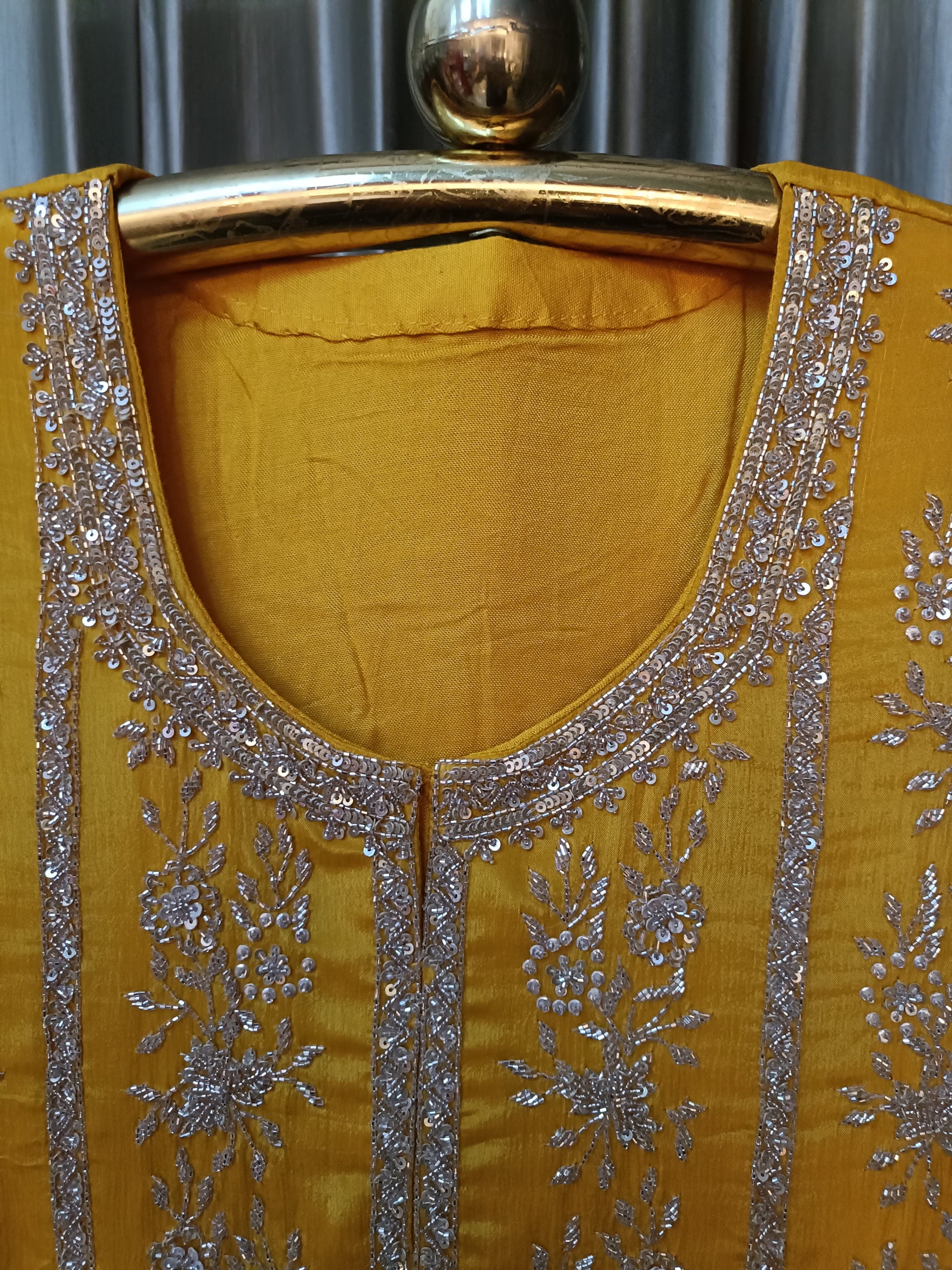 HALDI,MEHNDI,SANGEET,FESTIVAL,PARTY WEAR GHARARA SUIT