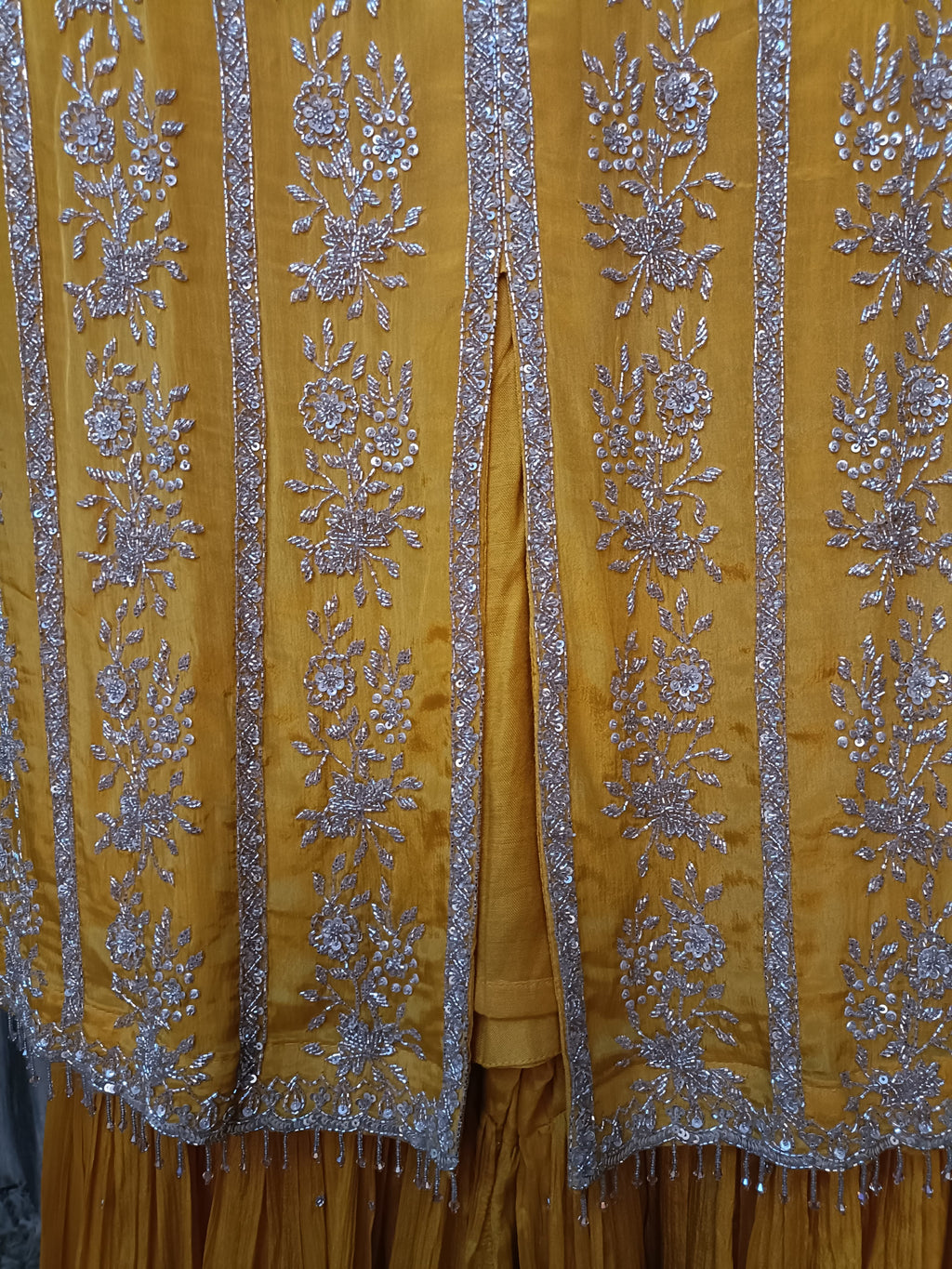 HALDI,MEHNDI,SANGEET,FESTIVAL,PARTY WEAR GHARARA SUIT