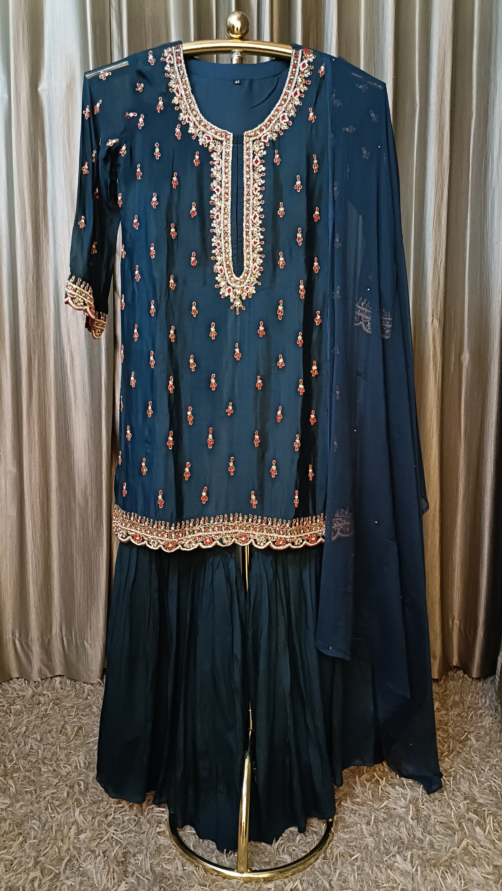 SANGEET,MEHNDI,PARTY WEAR GHARARA SUIT