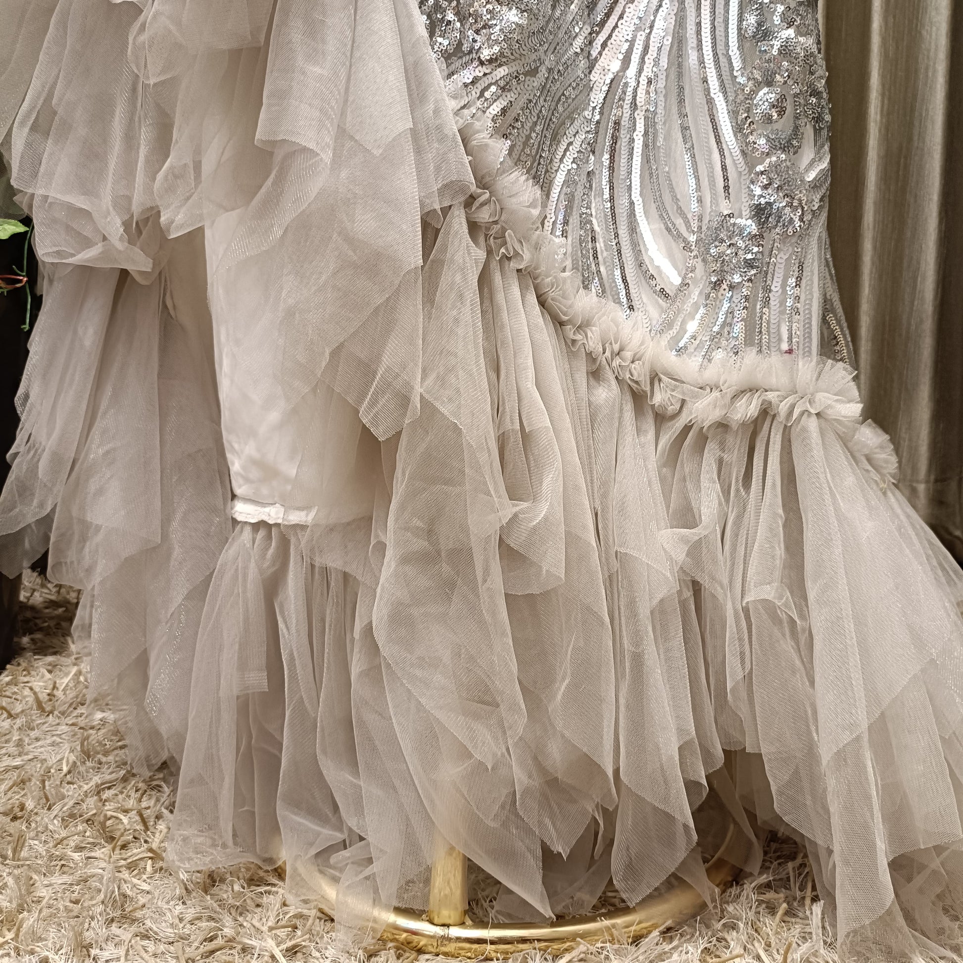 WESTERN GOWN OUTFIT,COCKTAIL,EVENING OCCASSION,GRAND GATHERING PARTY WEAR