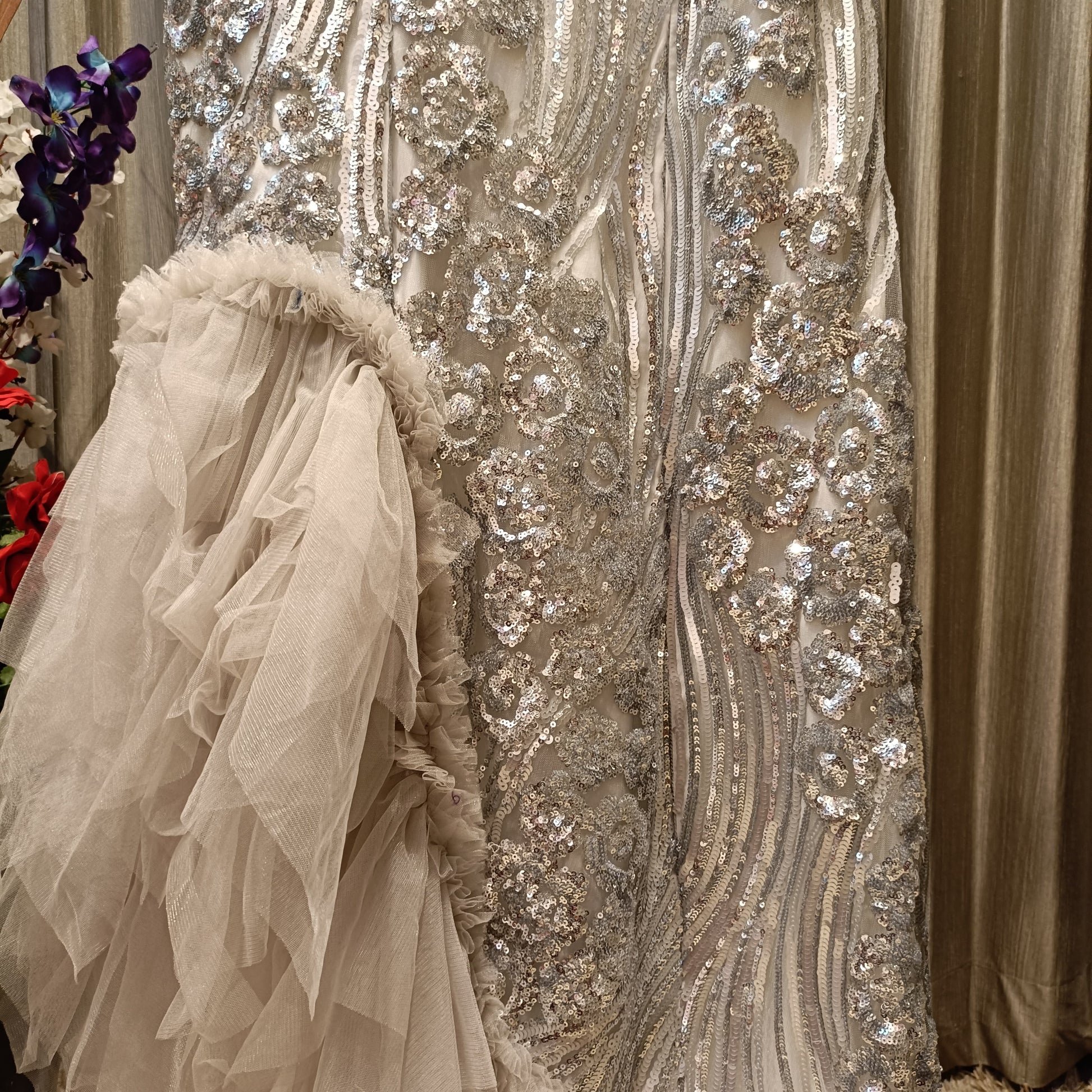 WESTERN GOWN OUTFIT,COCKTAIL,EVENING OCCASSION,GRAND GATHERING PARTY WEAR