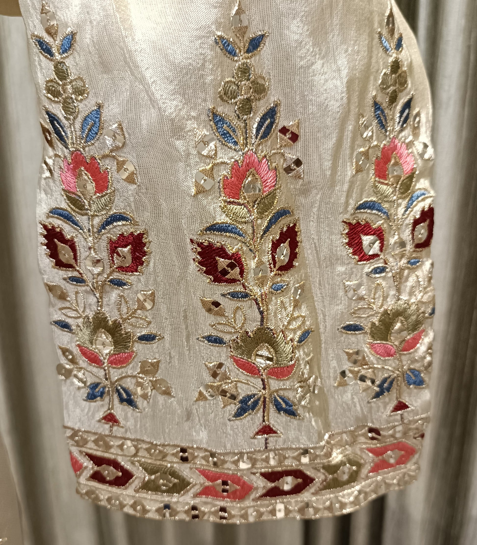 GHARARA SET,WEDDING,SPECIAL OCCASSION,RECEPTION OUTFIT