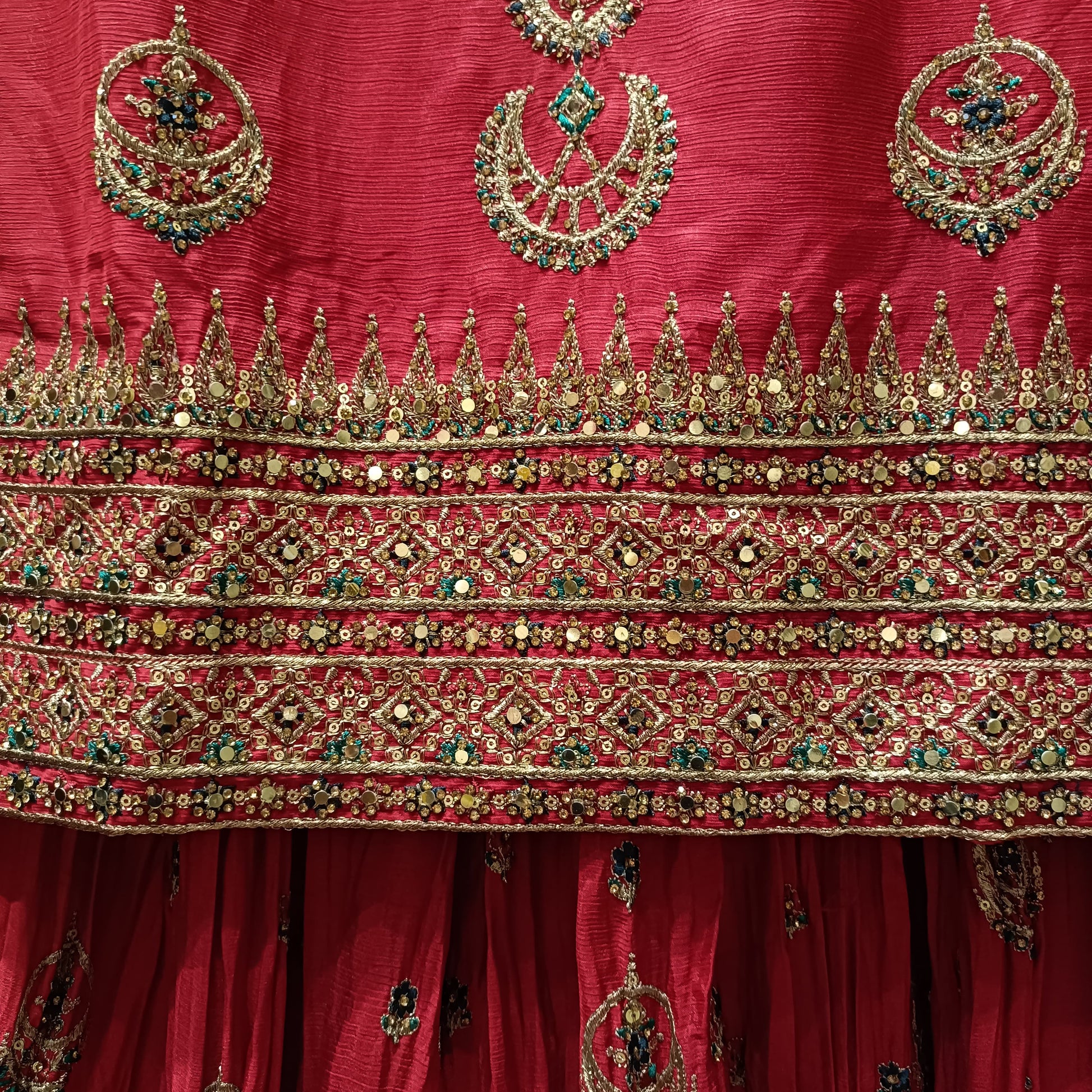 GHARARA STYLE PARTY WEAR OUTFIT,SANGEET,MEHNDI,FESTIVE OCCASSION