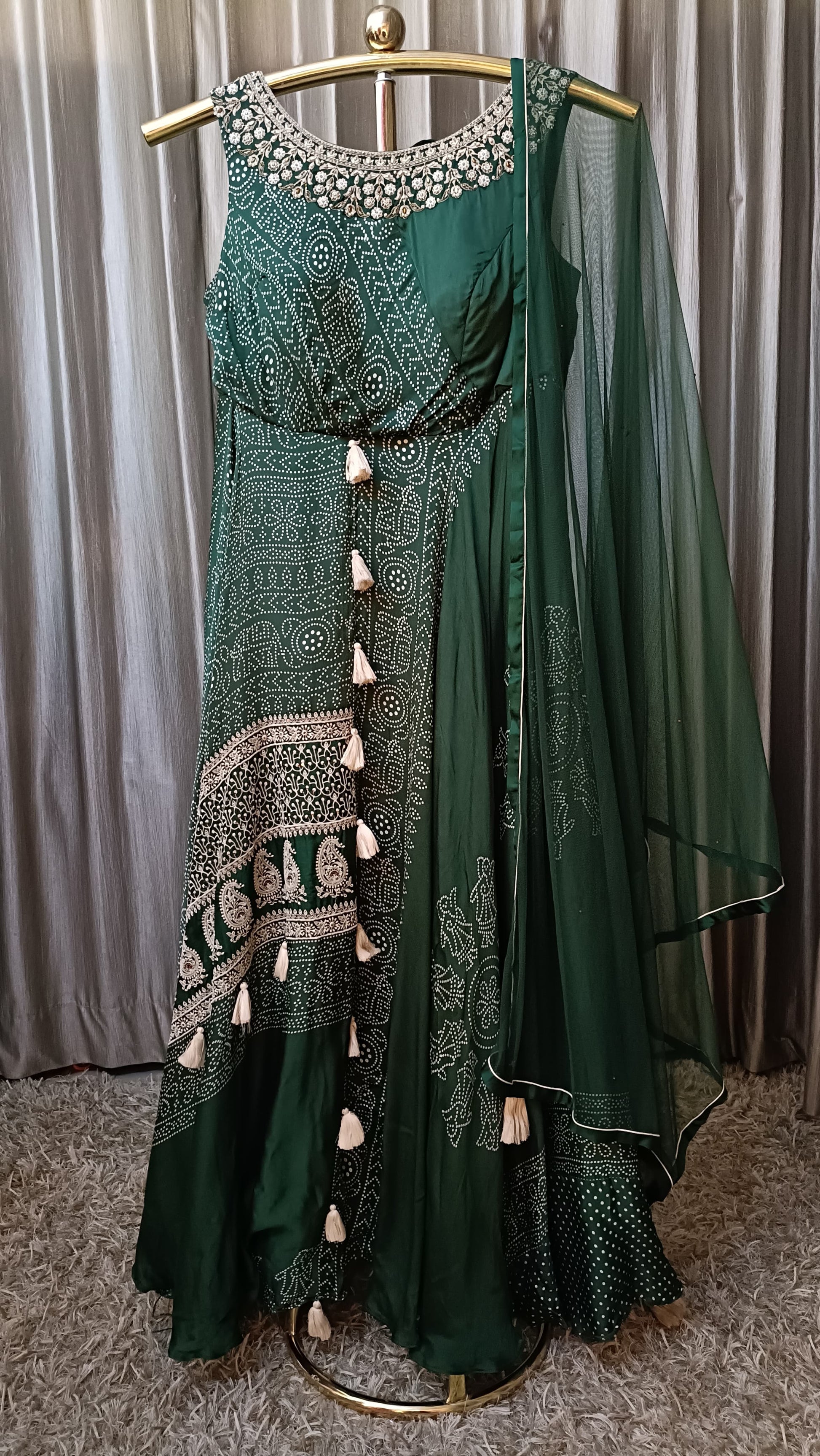 ANARKALI OUTFIT MEHNDI,SANGEET,FESTIVE OCCASSION, EVENING PARTY WEAR