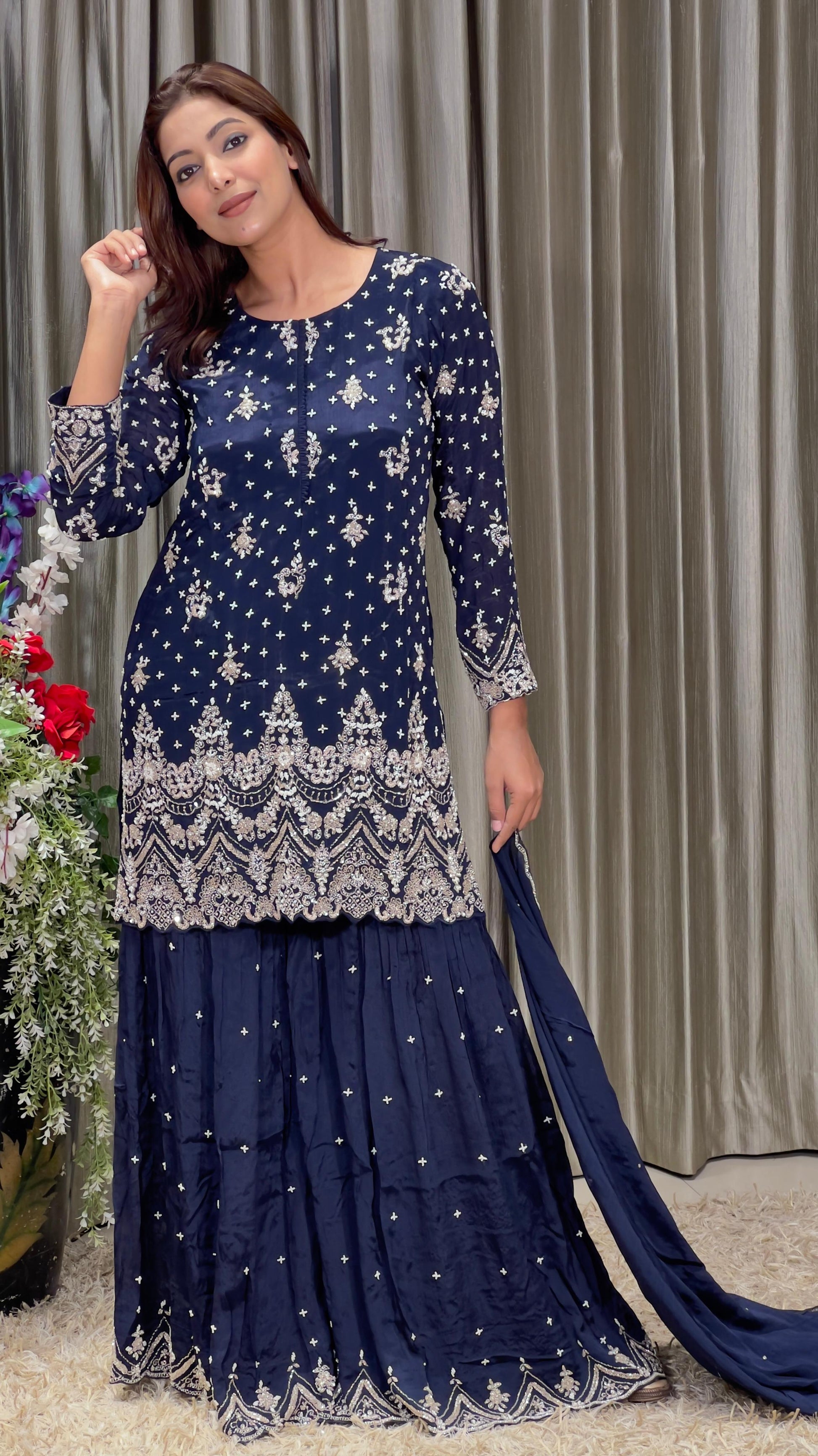 FESTIVAL,SANGEET,MEHNDI,PARTY WEAR GHARARA SUIT