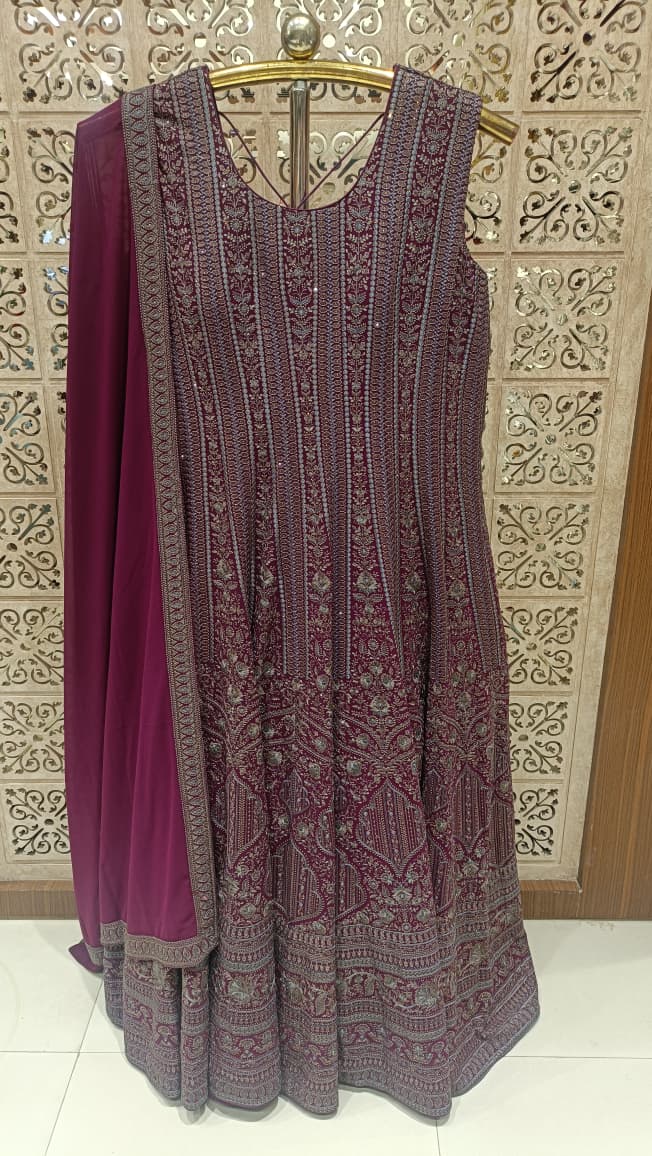 PARTY WEAR GOWN STYLE OUTFIT