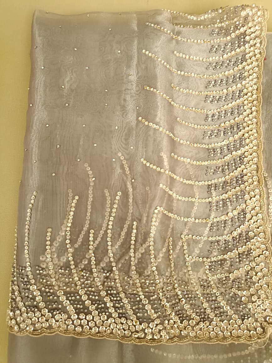 ENGAGEMENT,RECEPTION,FUNCTIONAL PARTY WEAR SAREE