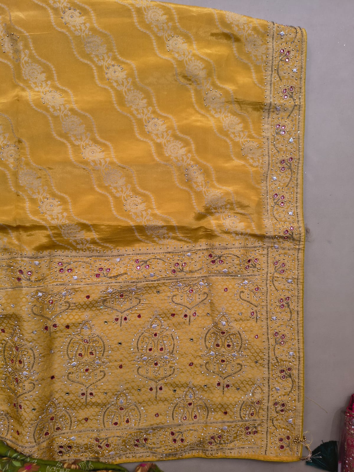 BANARSI SILK HALDI,MEHENDI SANGEET FESTIVE OCCASSION SAREE