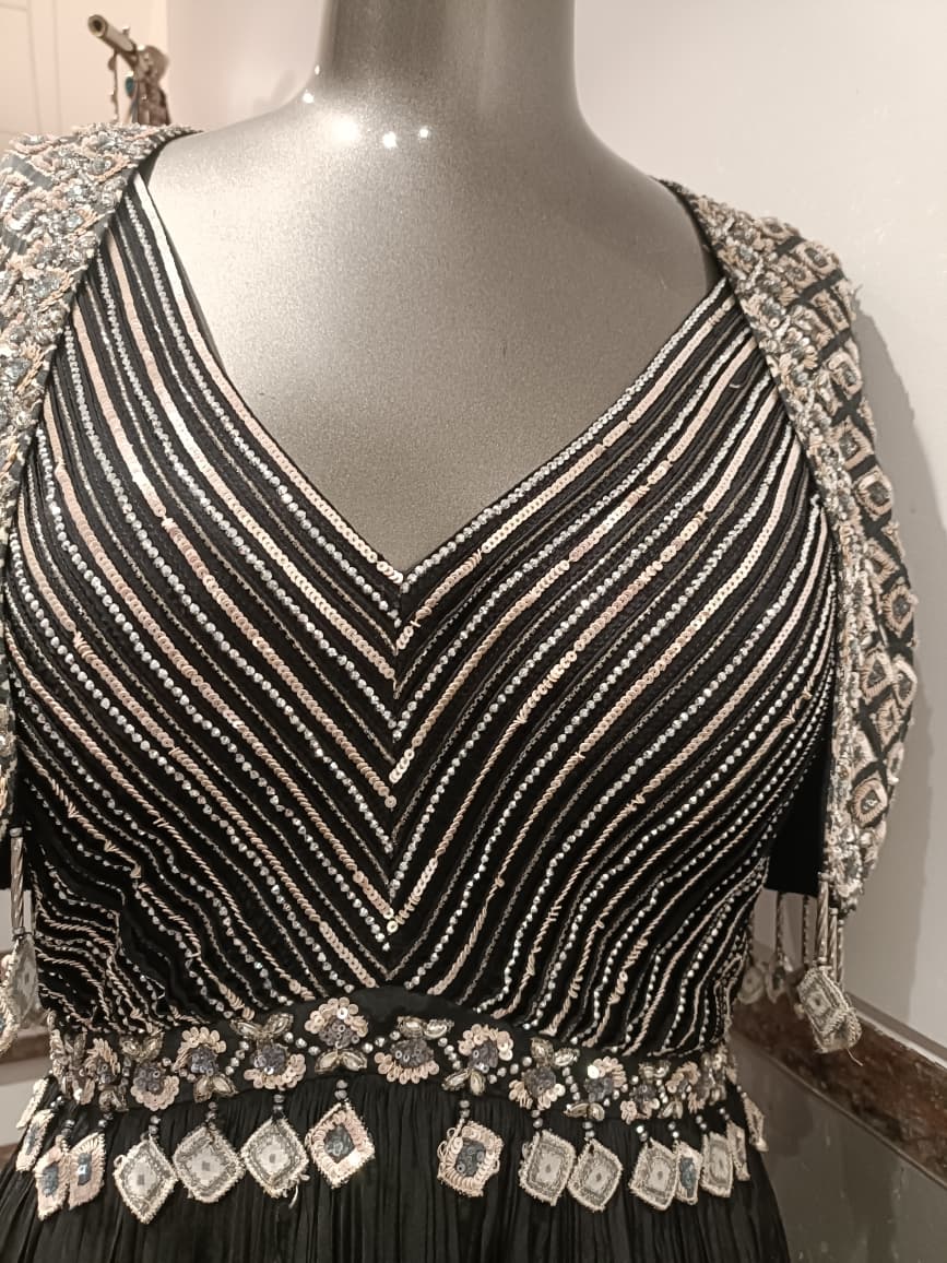 FLOOR LENGTH PARTY WEAR OUTFIT