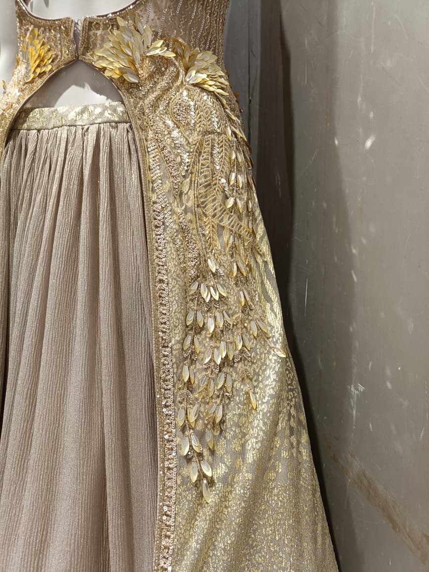 ENGAGEMENT,RECEPTION WESTERN LEHENGA STYLE PARTY WEAR