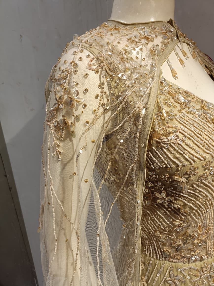 RECEPTION,ENGAGEMENT,FUNCTIONAL PARTY WEAR GOWN