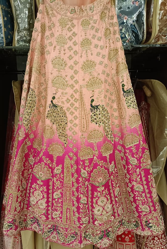 WEDDING,RECEPTION,FUNCTIONAL BRIDAL LEHENGA CHOLI