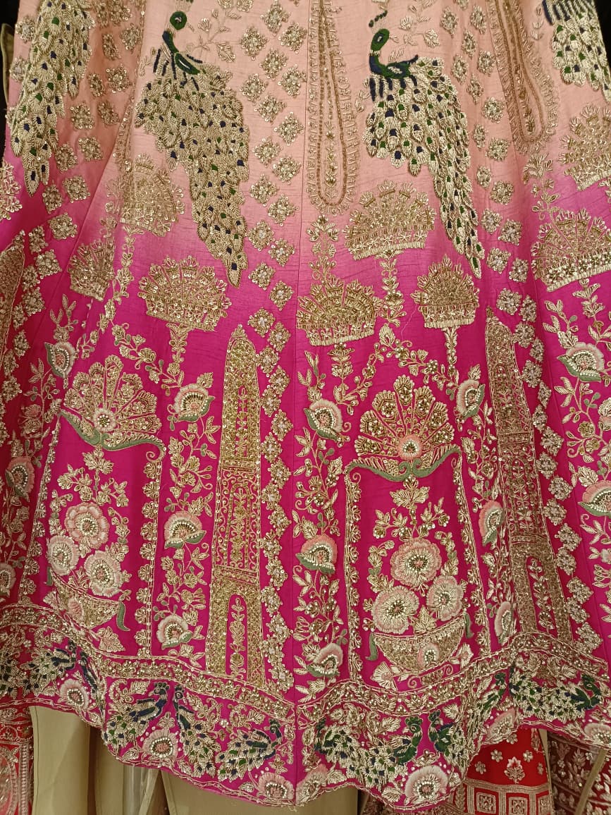WEDDING,RECEPTION,FUNCTIONAL BRIDAL LEHENGA CHOLI