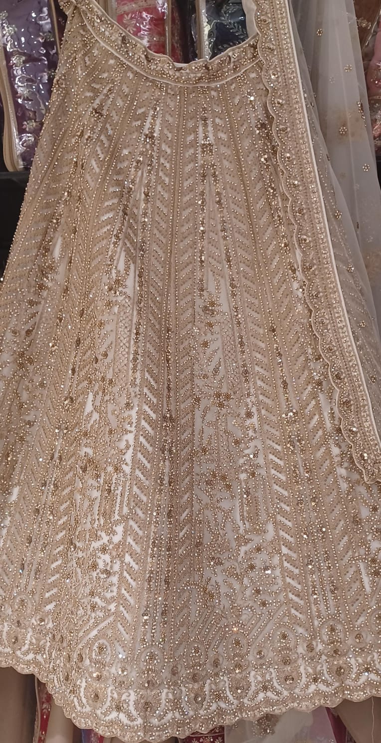 WEDDING,RECEPTION,FUNCTIONAL WEAR LEHENGA CHOLI