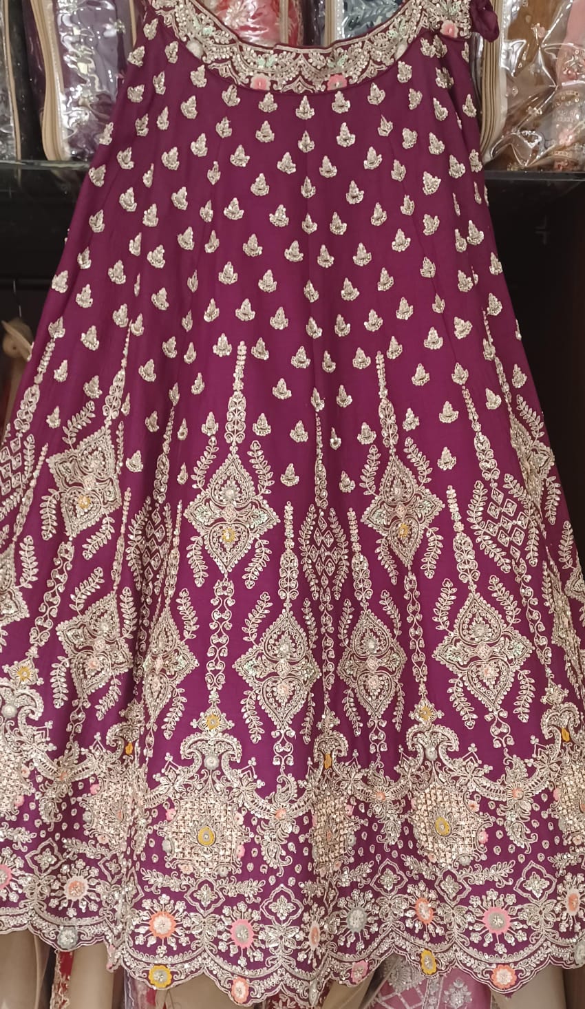 WEDDING,RECEPTION.FUNCTIONAL BRIDAL LEHENGA CHOLI