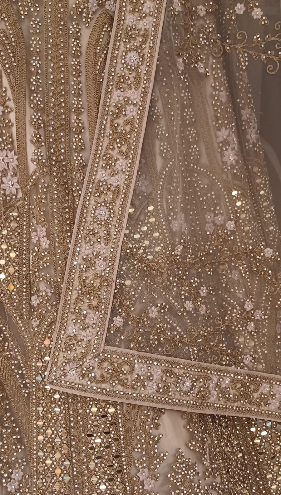 WEDDING,RECEPTION,FUNCTIONAL BRIDAL LEHENGA CHOLI