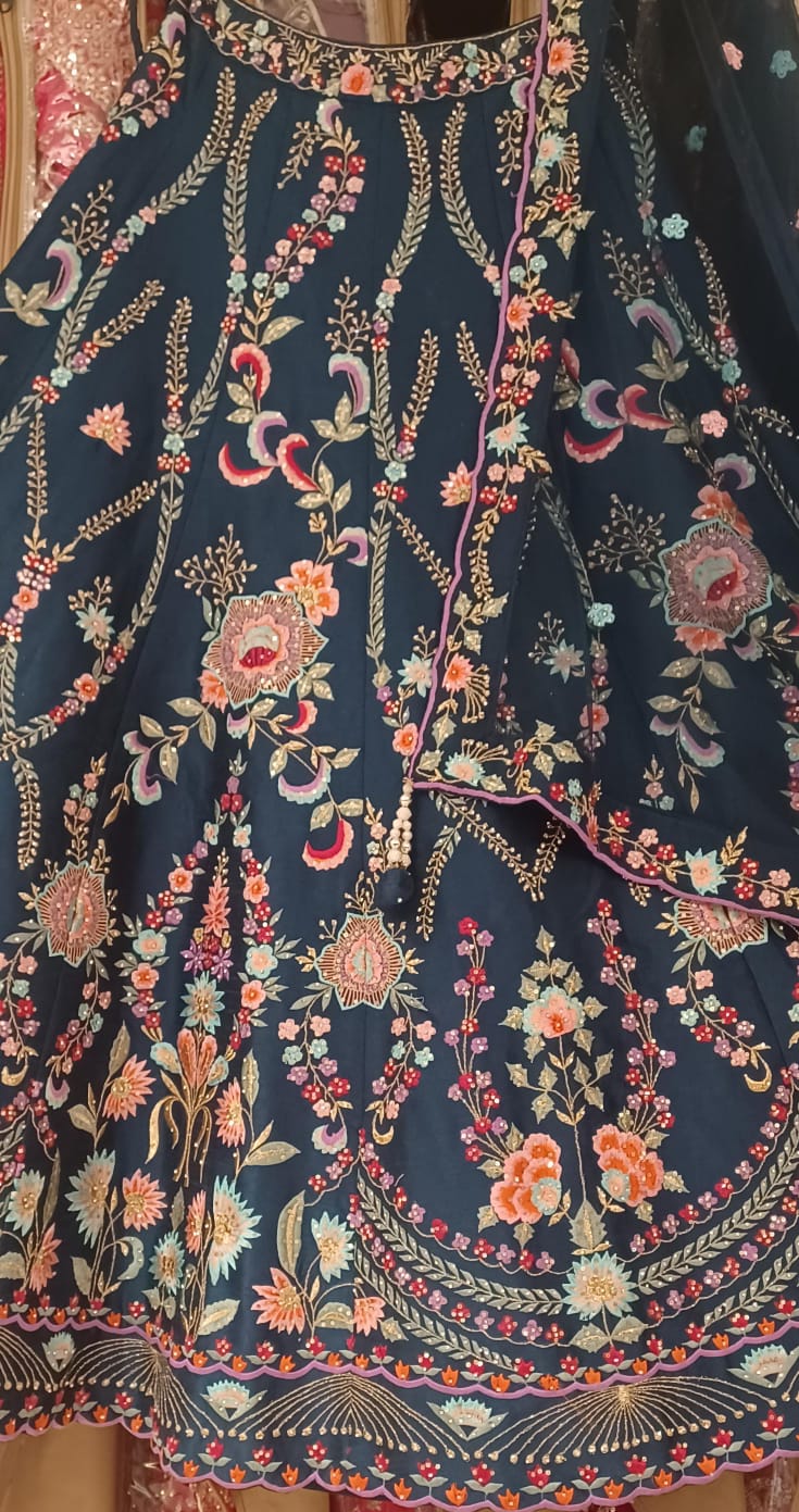 WEDDING,RECEPTION PARTY WEAR LEHENGA CHOLI