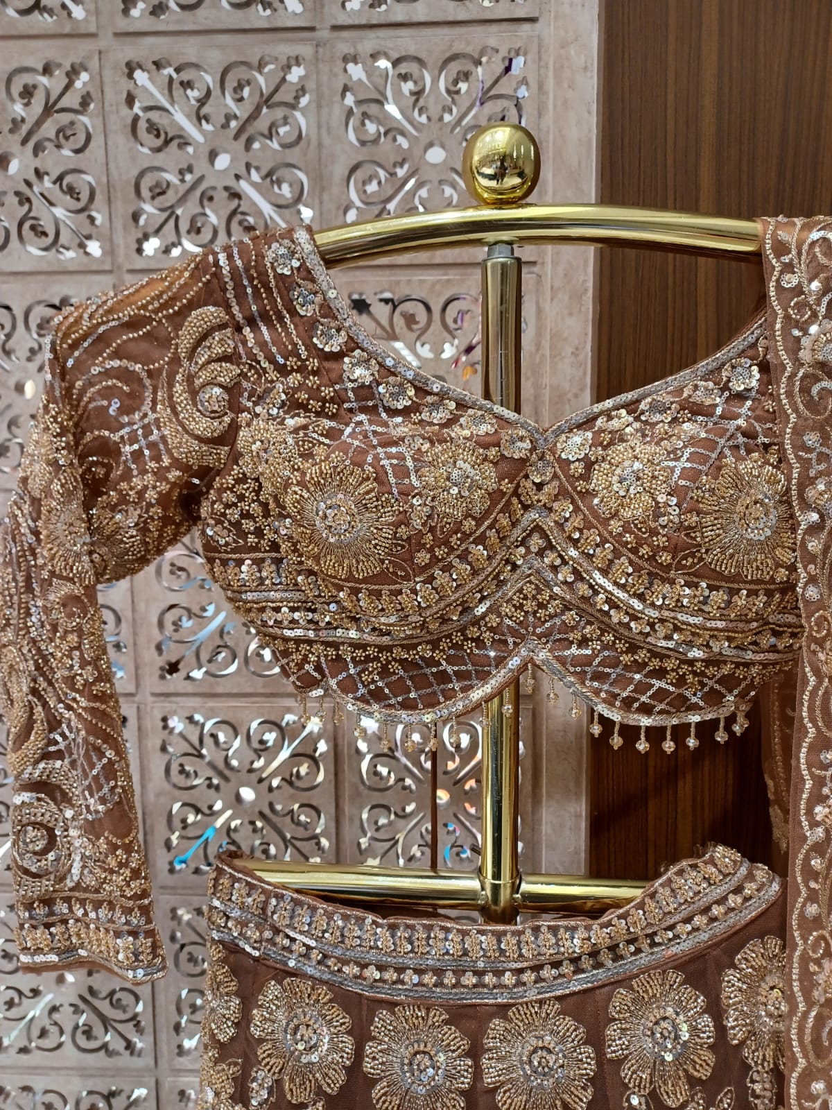 WEDDING,RECEPTION,FUNCTIONAL PARTY WEAR LEHENGA CHOLI