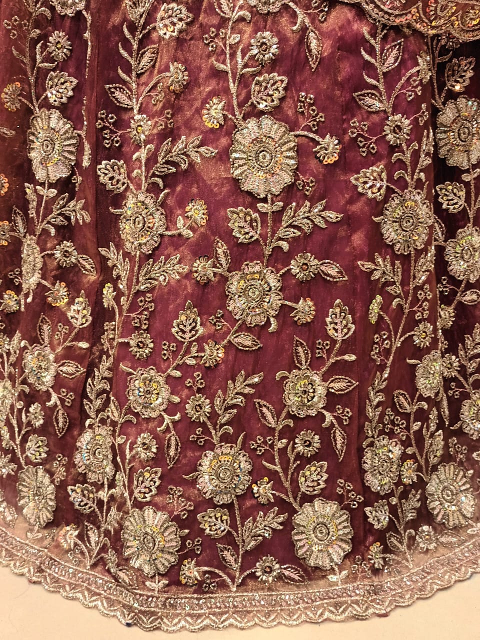 FUNCTIONAL,FESTIVE OCCASSION UNSTITICHED LEHENGA CHOLI