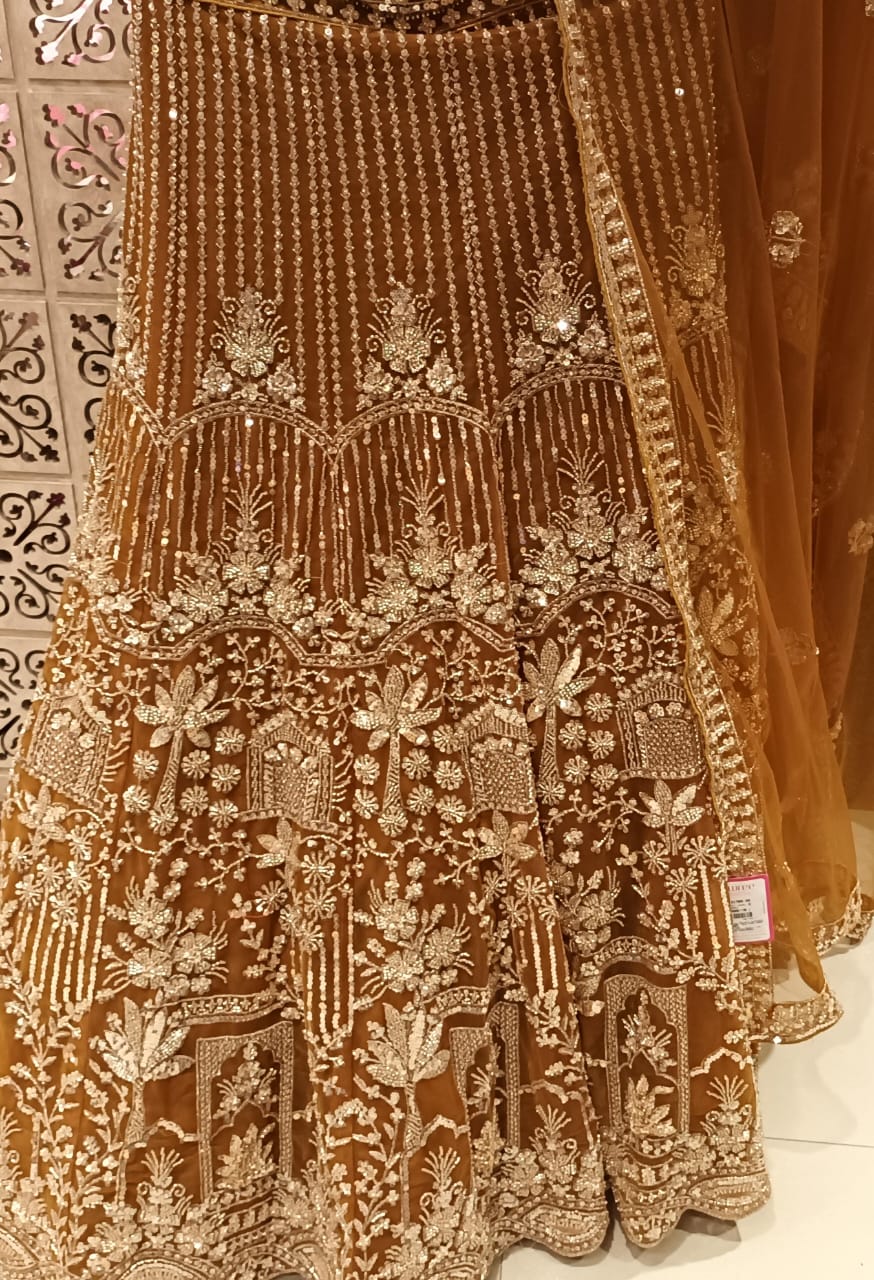 WEDDING,RECEPTION PARTY WEAR UNSTITICHED LEHENGA CHOLI