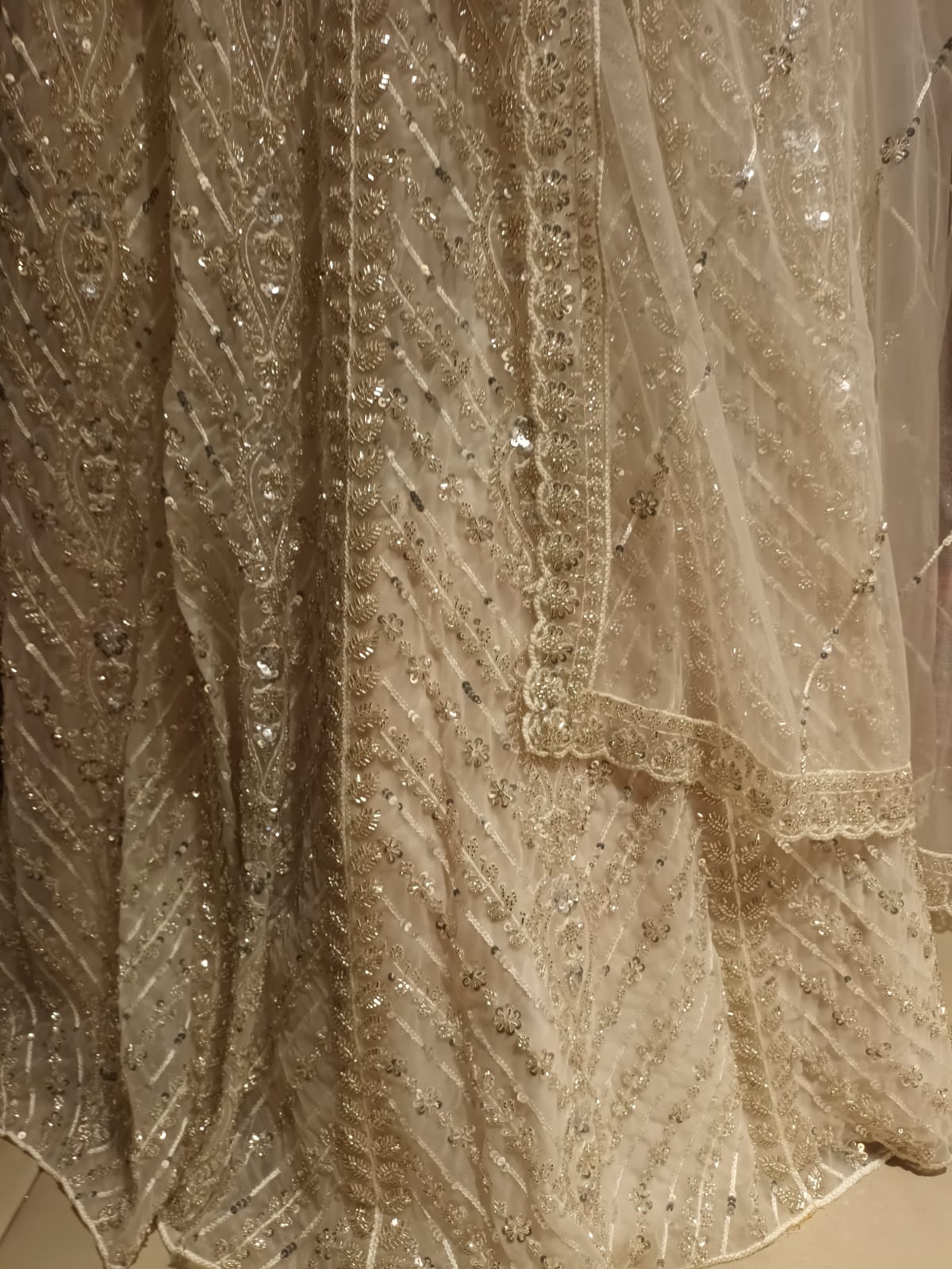 WEDDING,RECEPTION,FUNCTIONAL PARTY WEAR LEHENGA CHOLI