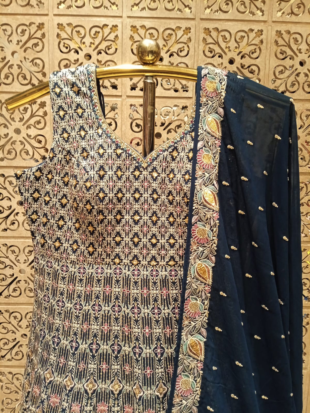 DESIGNER PARTY WEAR GOWN