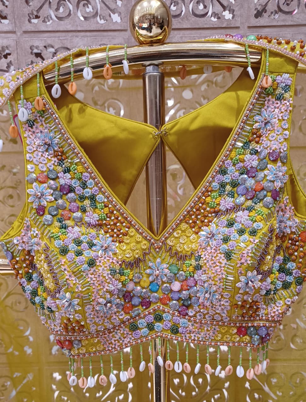 HALDI,MEHENDI FUNCTIONAL INDO-WESTERN