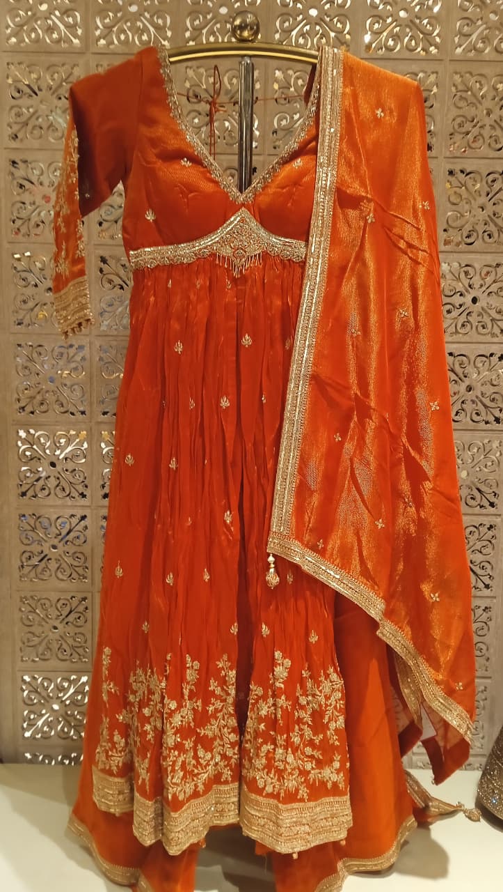 FRONT CUT SLIT ANARKALI STYLE OUTFIT