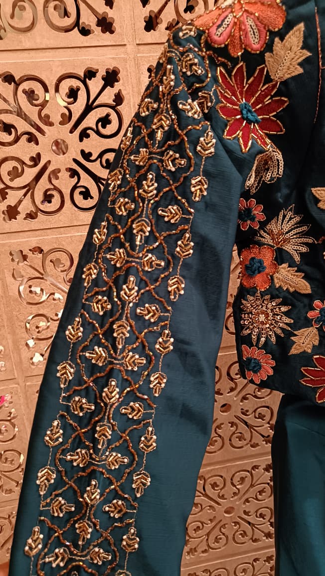 INDO-WESTERN FESTIVE,MEHNDI HALDI PARTY WEAR OUTFIT