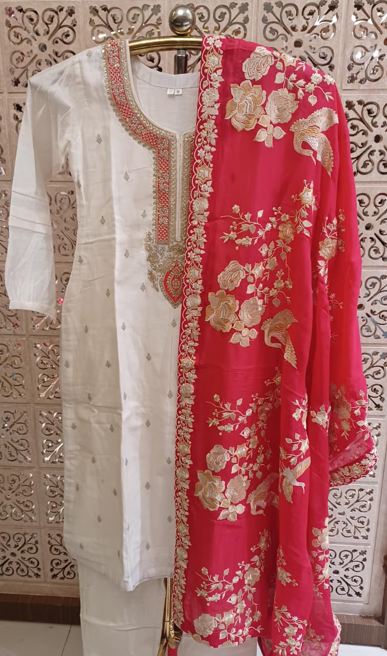 PARTY WEAR FESTIVE OCCASSION OUTFIT